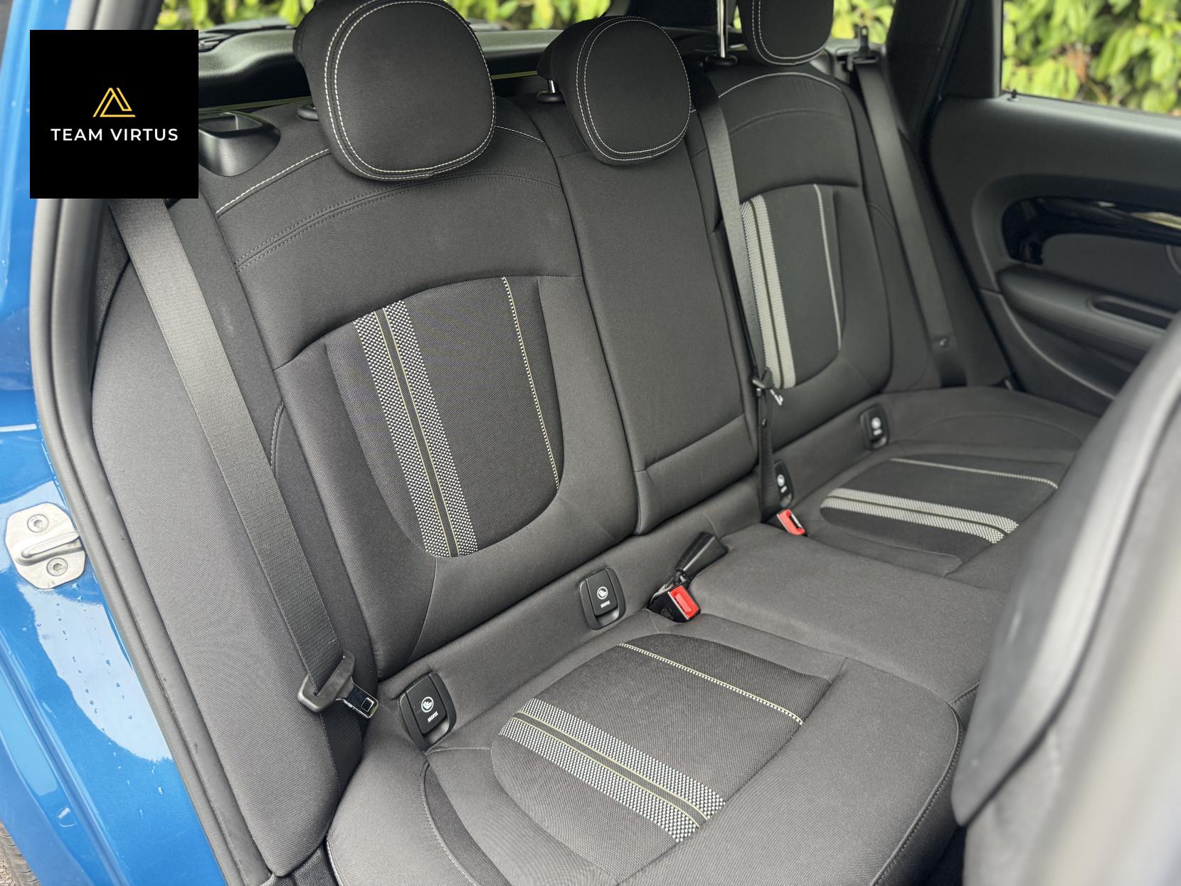 MINI Clubman 1.5 Cooper Sport Estate 6dr Petrol Manual Euro 6 (s/s) (136 ps)