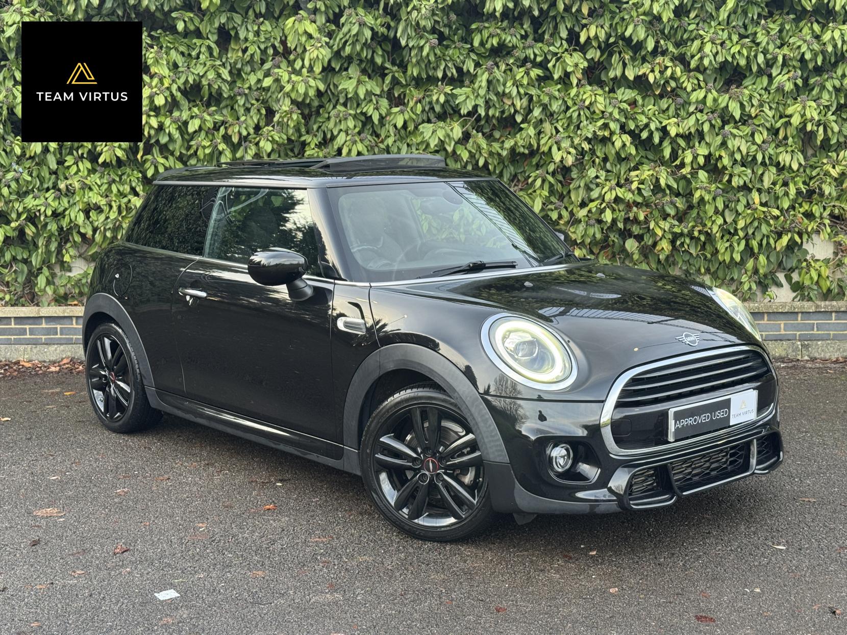 MINI Hatch 1.5 Cooper Sport Hatchback 3dr Petrol Steptronic Euro 6 (s/s) (136 ps)