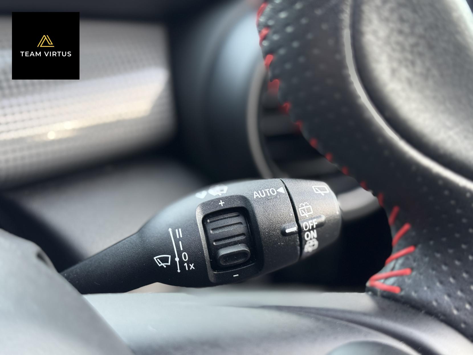 MINI Hatch 1.5 Cooper Sport Hatchback 3dr Petrol Steptronic Euro 6 (s/s) (136 ps)