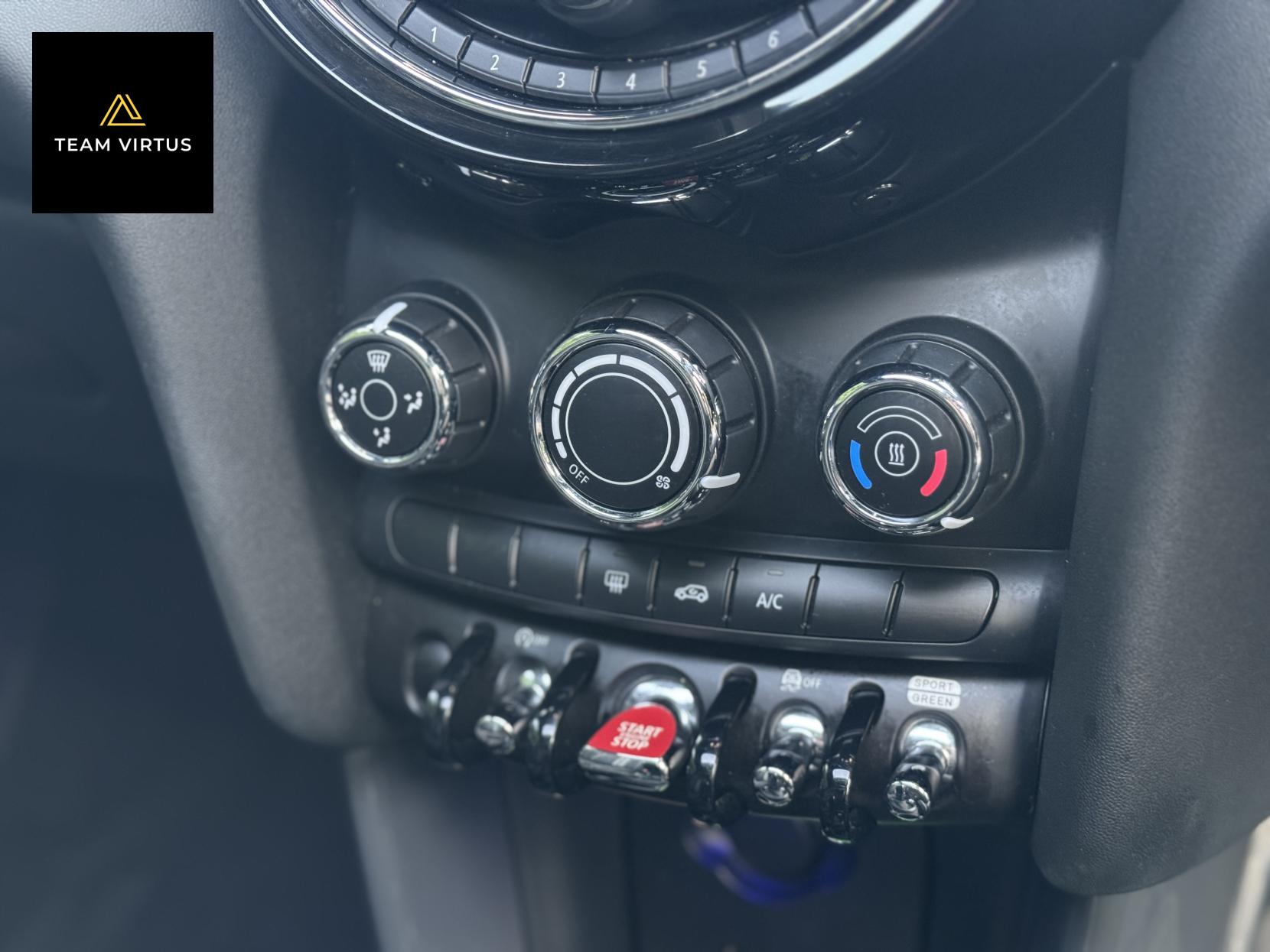 MINI Hatch 1.5 Cooper Sport Hatchback 3dr Petrol Steptronic Euro 6 (s/s) (136 ps)