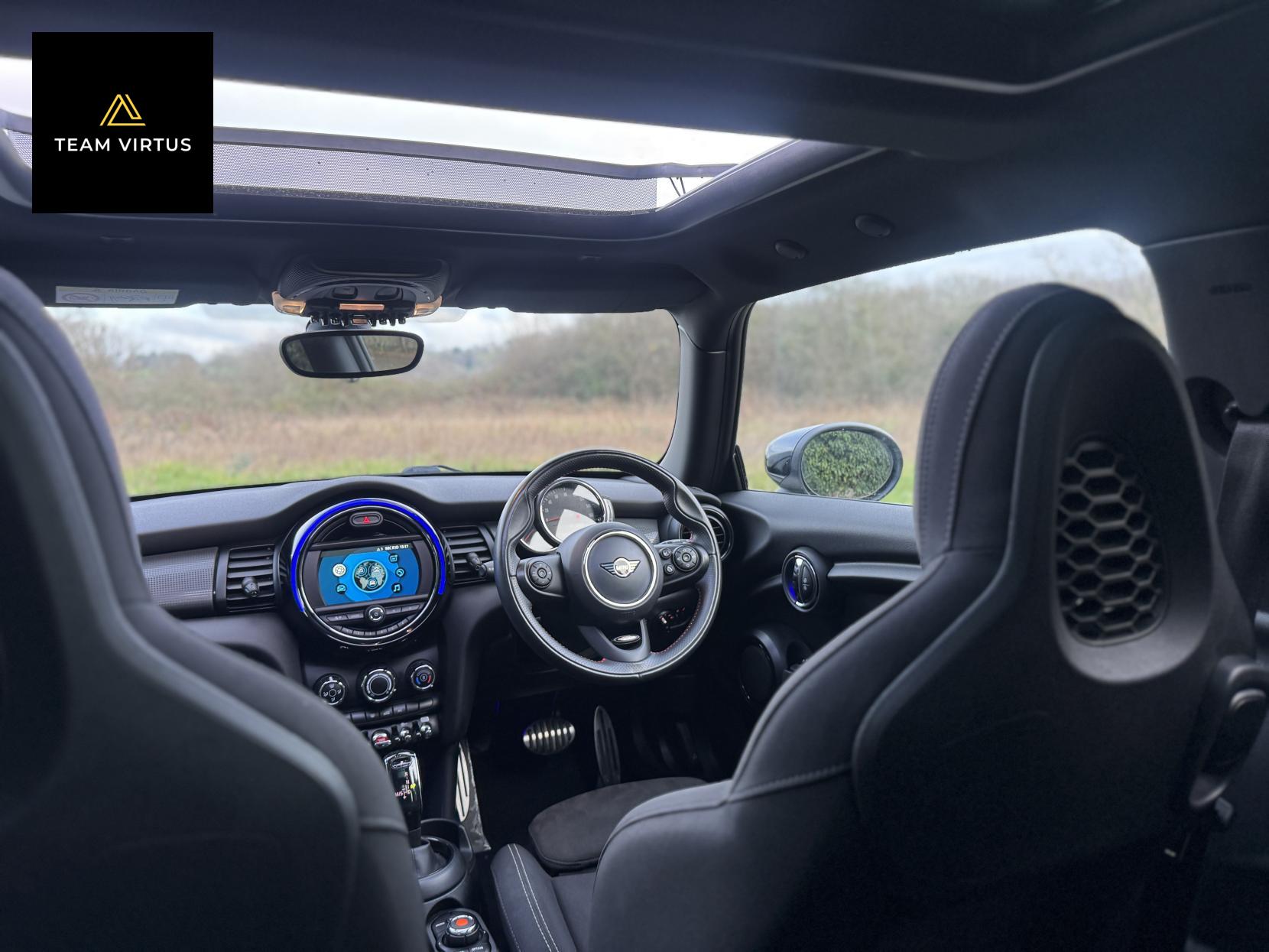 MINI Hatch 1.5 Cooper Sport Hatchback 3dr Petrol Steptronic Euro 6 (s/s) (136 ps)