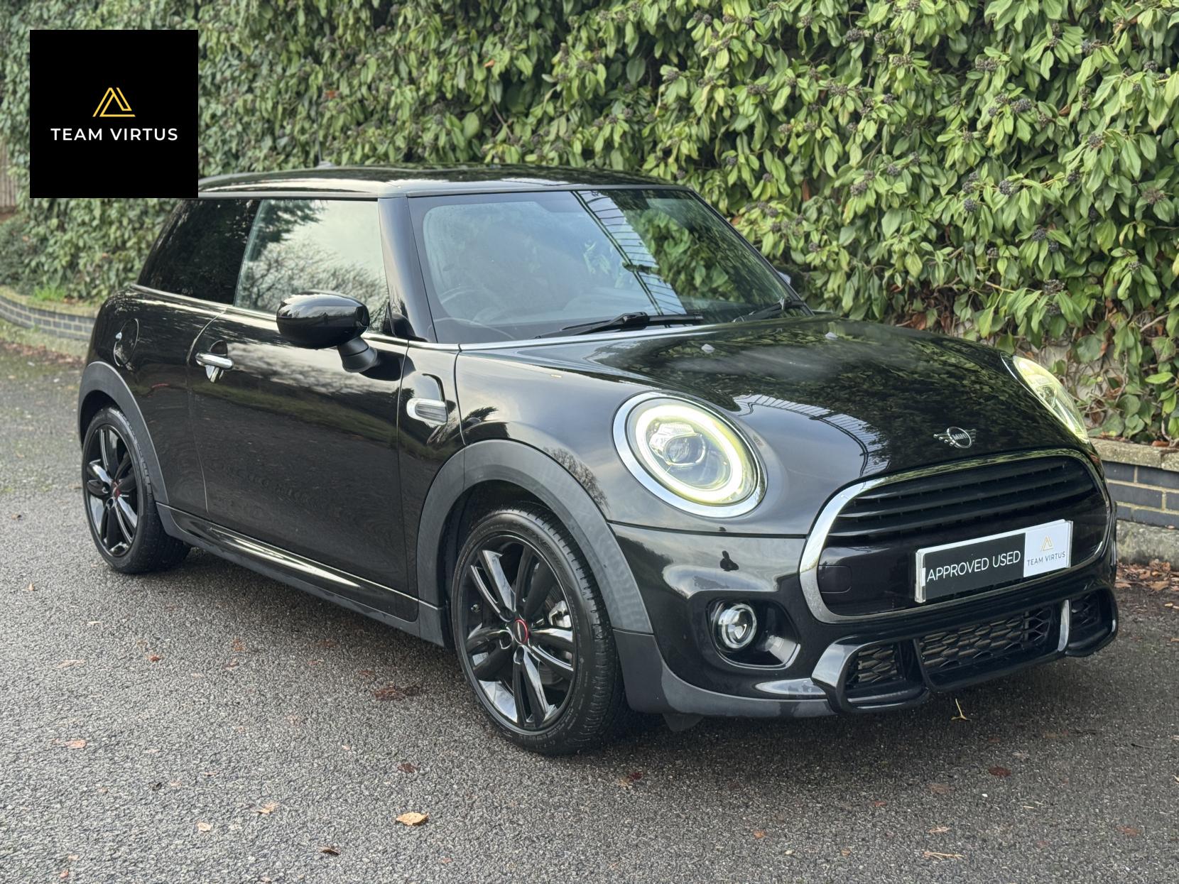MINI Hatch 1.5 Cooper Sport Hatchback 3dr Petrol Steptronic Euro 6 (s/s) (136 ps)