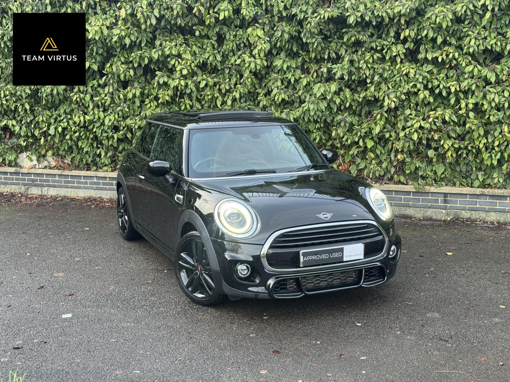 MINI Hatch 1.5 Cooper Sport Hatchback 3dr Petrol Steptronic Euro 6 (s/s) (136 ps)
