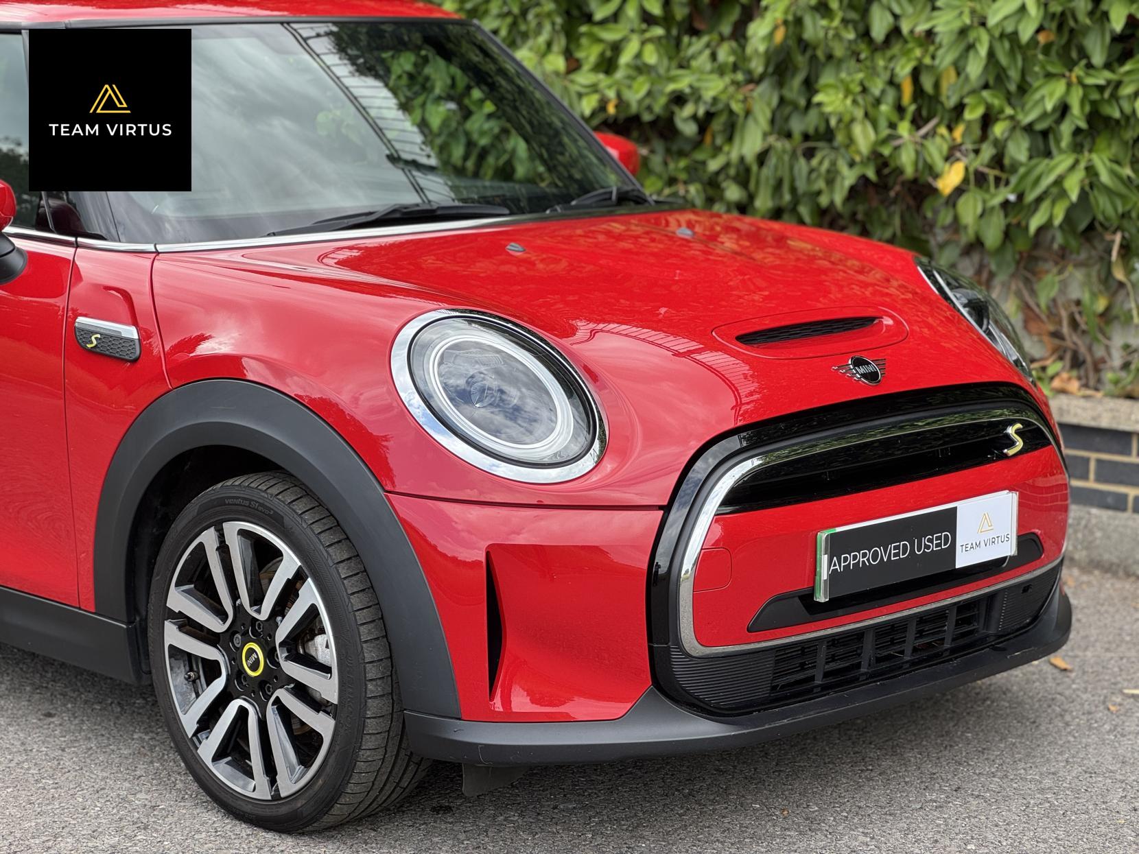 MINI Electric Hatch Cooper SE 32.6kWh Level 2 Hatchback 3dr Electric Auto (184 ps)