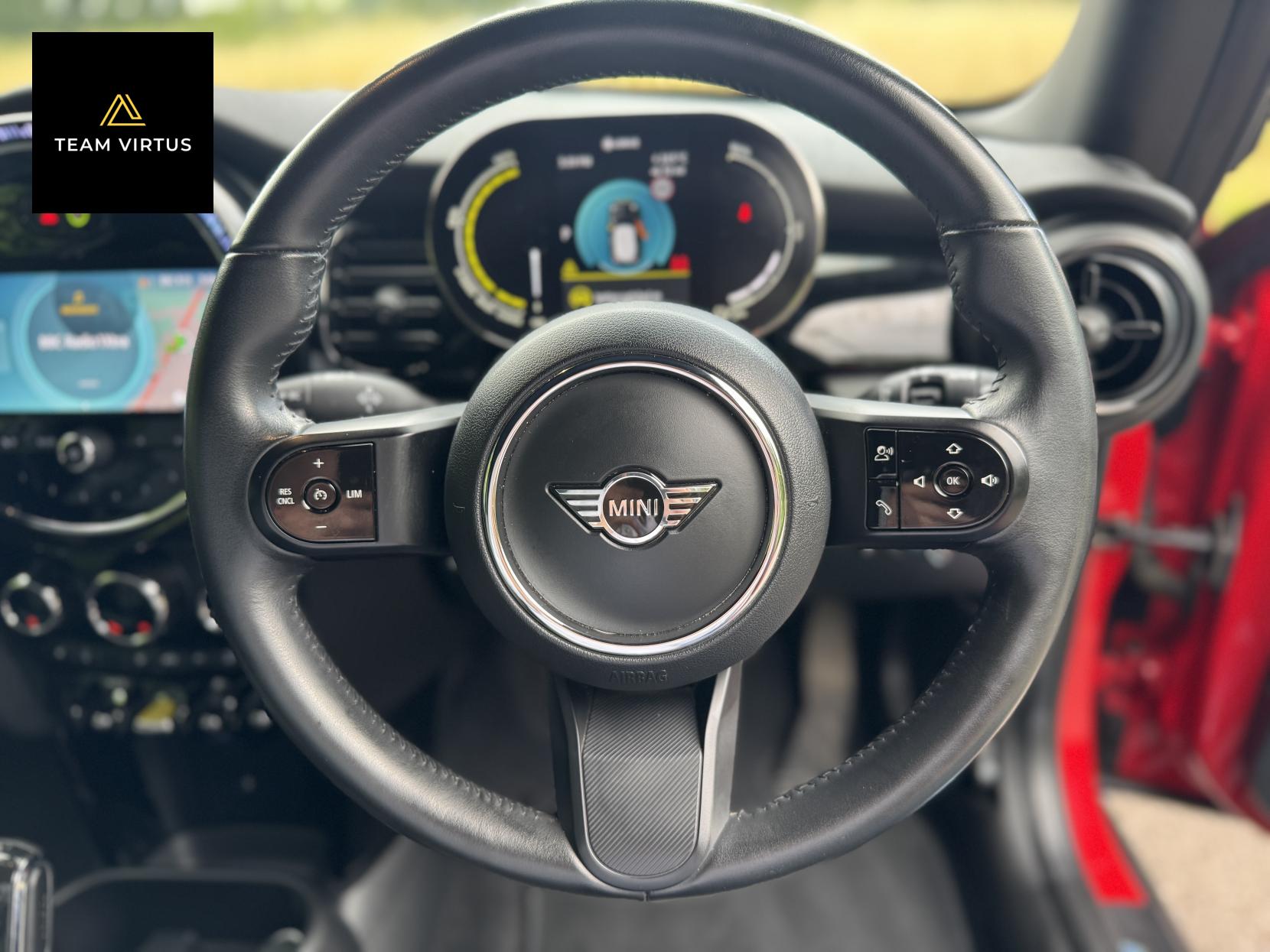 MINI Electric Hatch Cooper SE 32.6kWh Level 2 Hatchback 3dr Electric Auto (184 ps)
