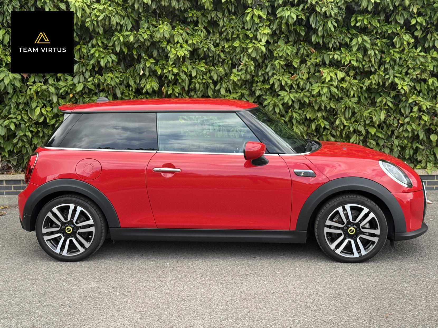 MINI Electric Hatch Cooper SE 32.6kWh Level 2 Hatchback 3dr Electric Auto (184 ps)