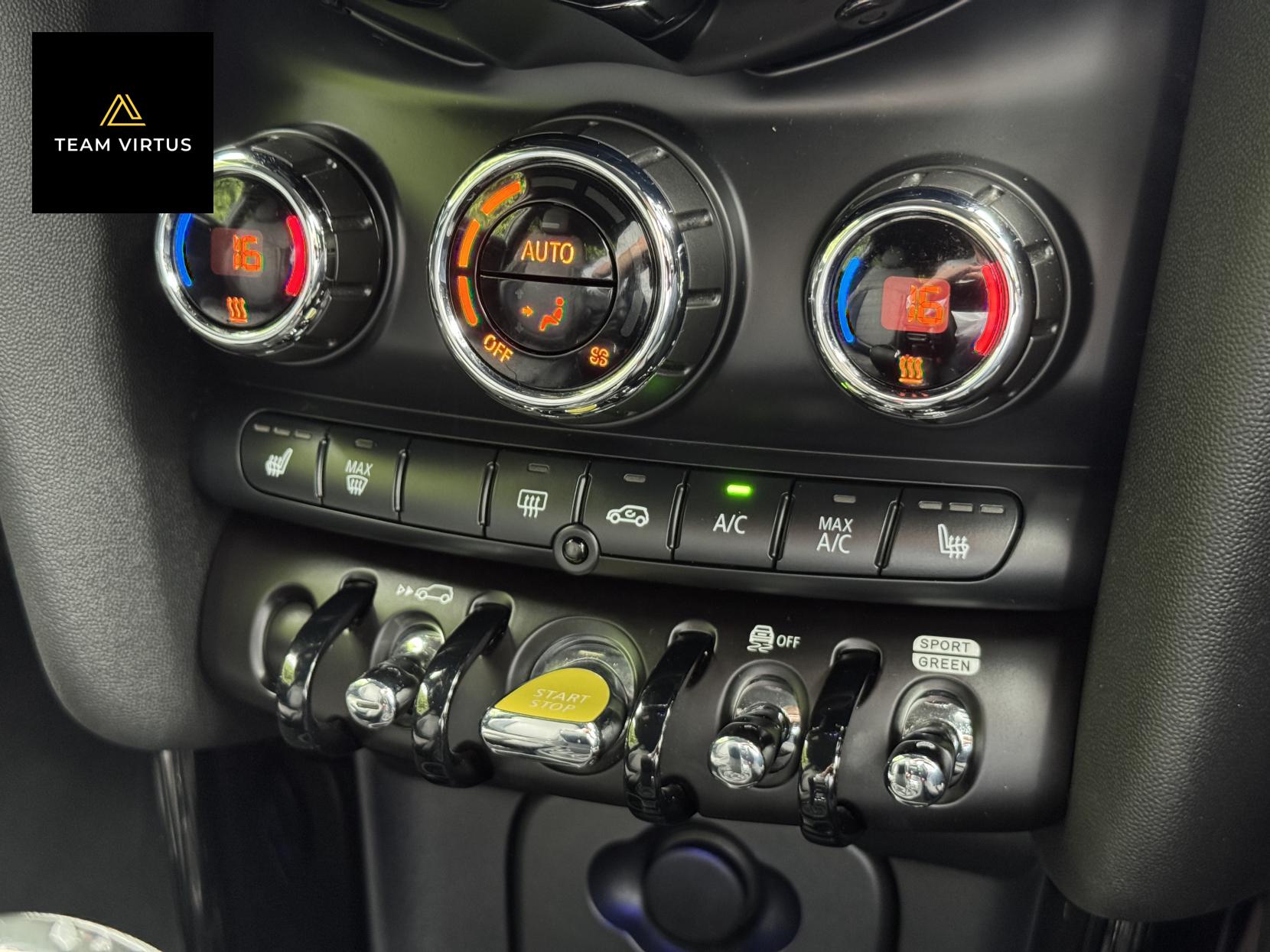 MINI Electric Hatch Cooper SE 32.6kWh Level 2 Hatchback 3dr Electric Auto (184 ps)