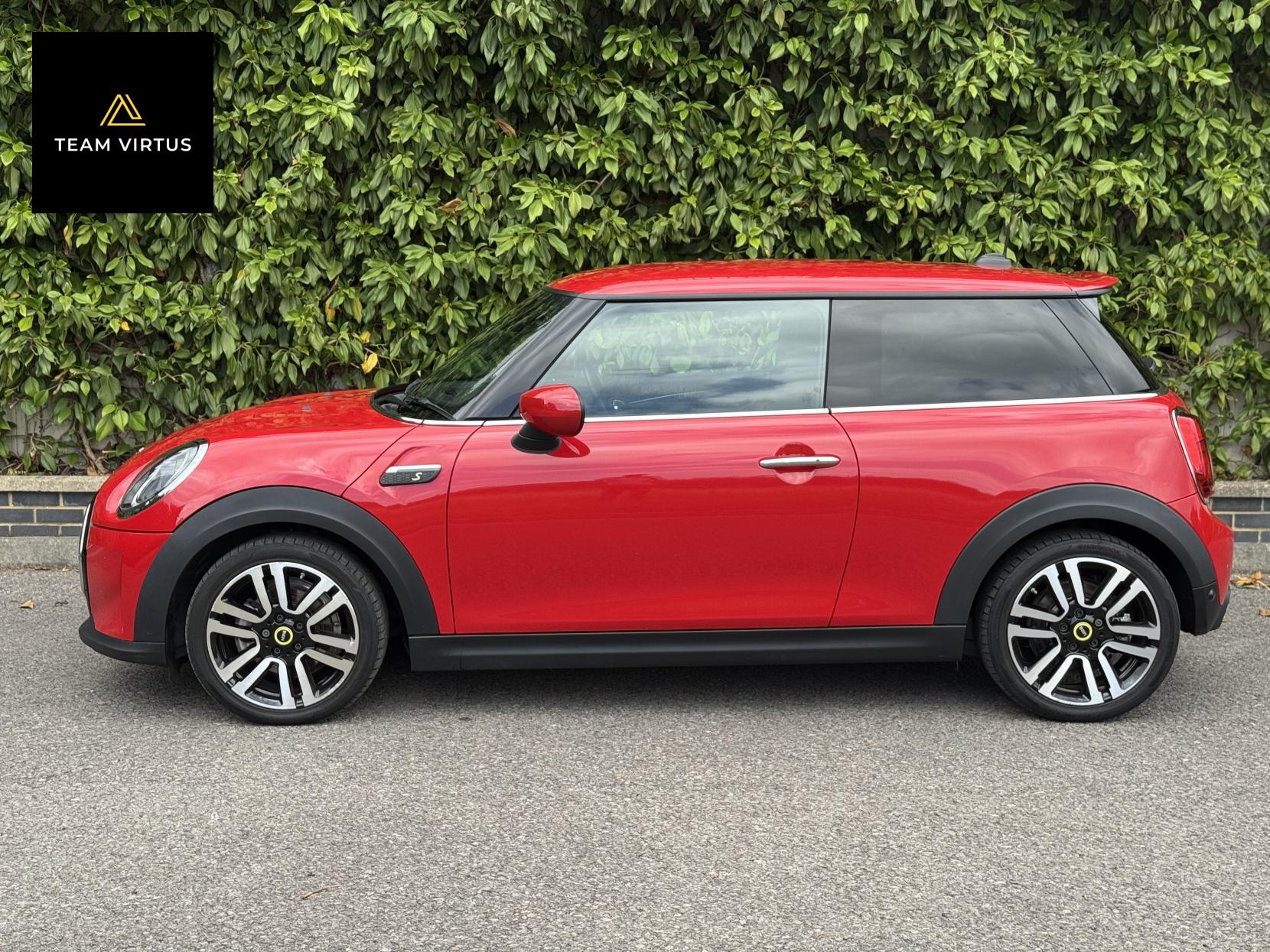 MINI Electric Hatch Cooper SE 32.6kWh Level 2 Hatchback 3dr Electric Auto (184 ps)
