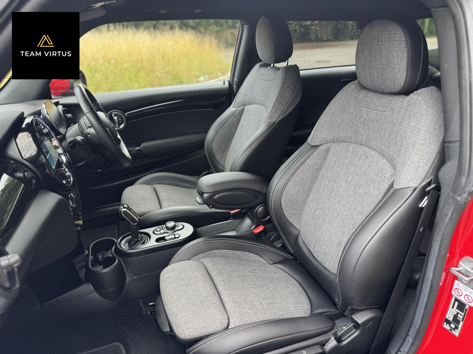 MINI Electric Hatch Cooper SE 32.6kWh Level 2 Hatchback 3dr Electric Auto (184 ps)