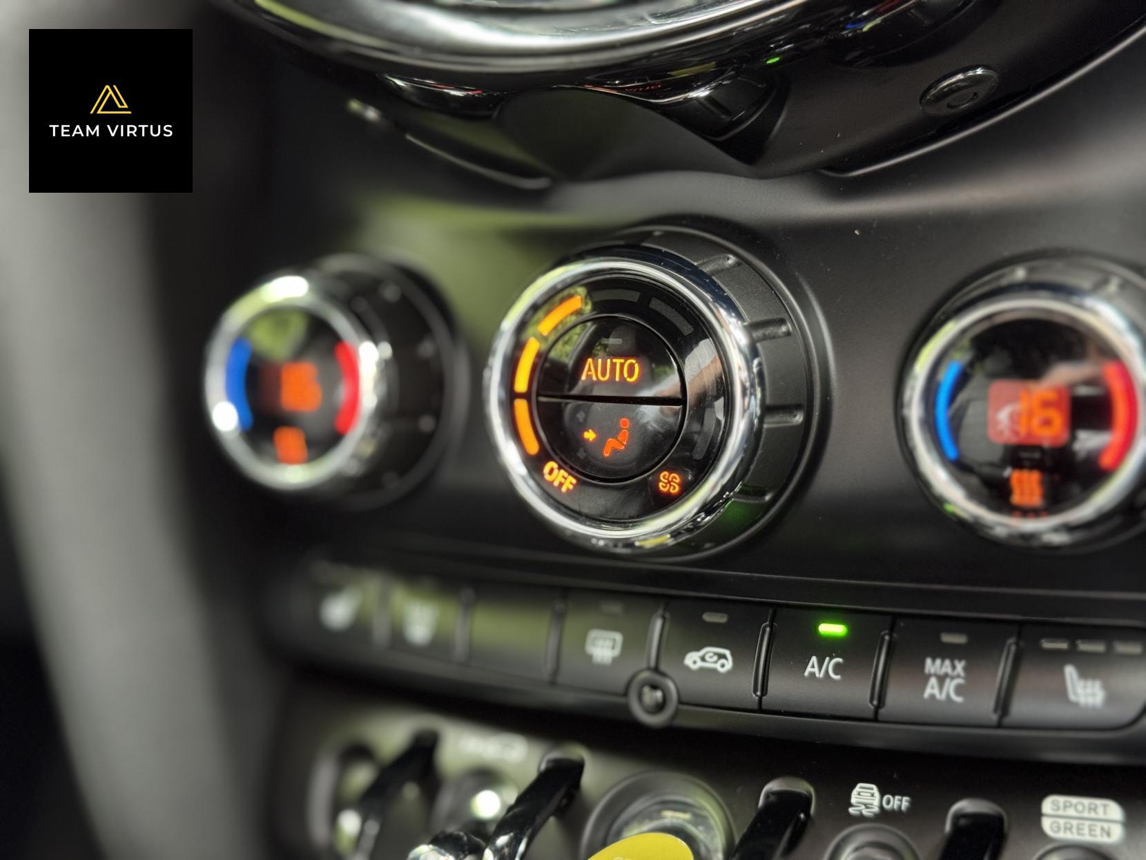 MINI Electric Hatch Cooper SE 32.6kWh Level 2 Hatchback 3dr Electric Auto (184 ps)