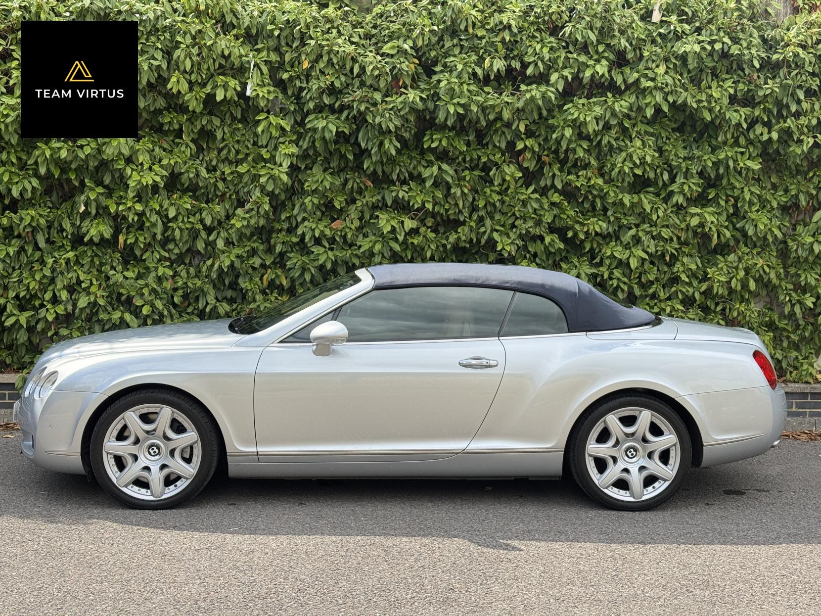 Bentley Continental 6.0 W12 GTC Convertible 2dr Petrol Auto 4WD Euro 4 (560 ps)