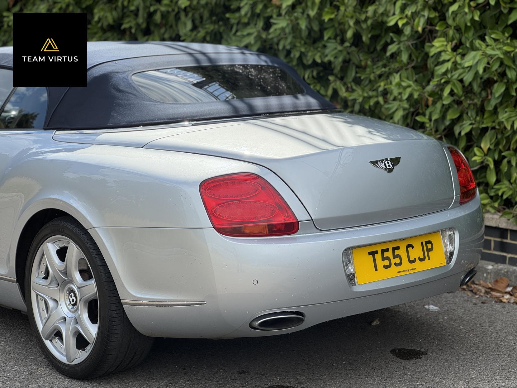 Bentley Continental 6.0 W12 GTC Convertible 2dr Petrol Auto 4WD Euro 4 (560 ps)