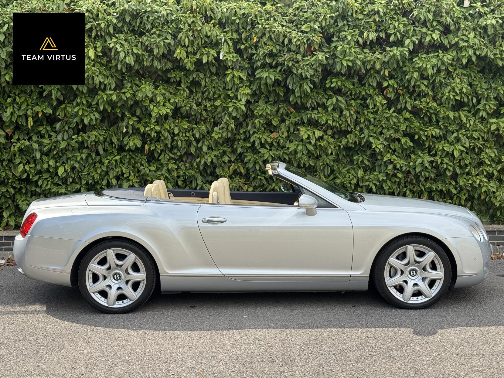 Bentley Continental 6.0 W12 GTC Convertible 2dr Petrol Auto 4WD Euro 4 (560 ps)