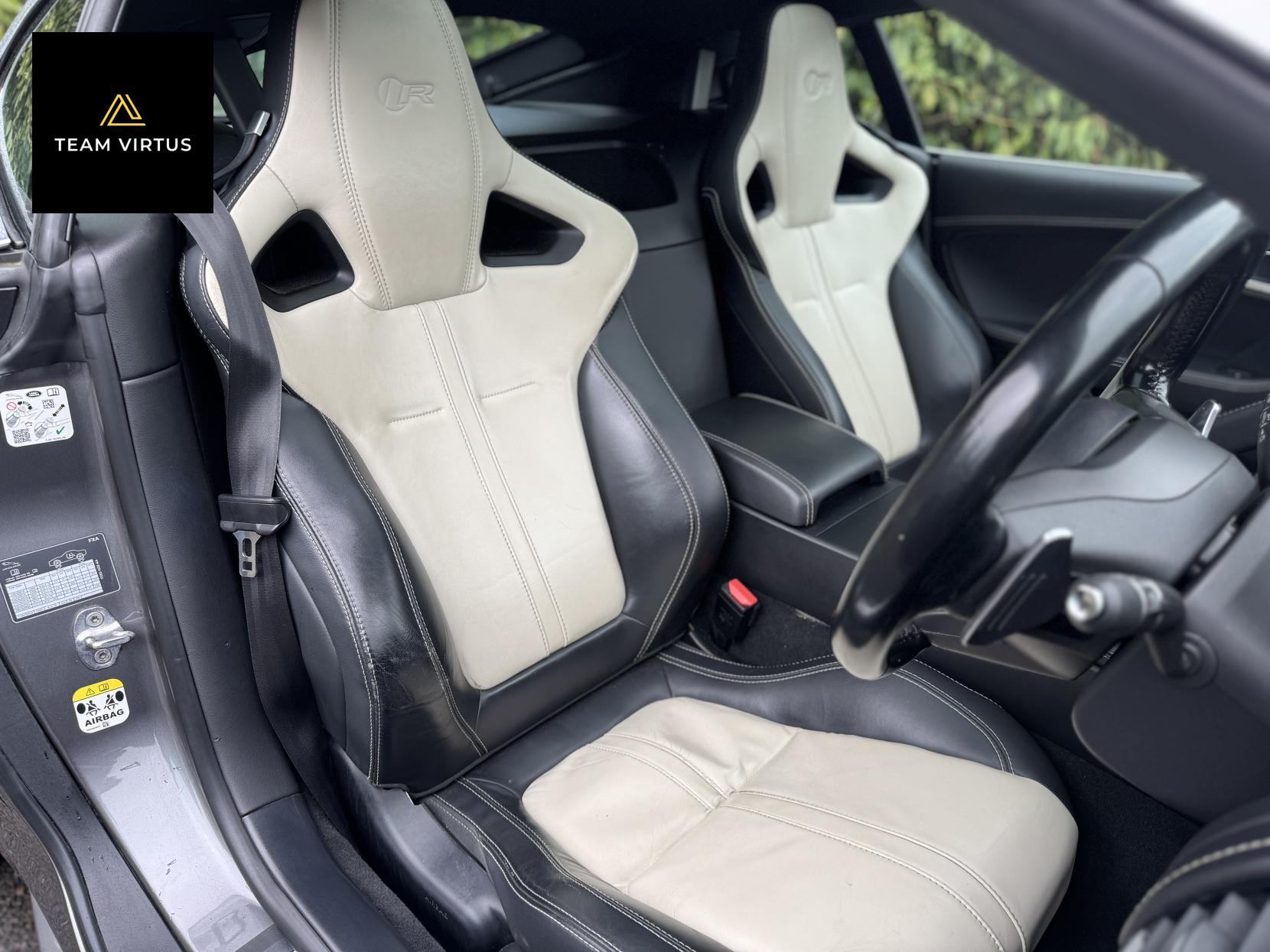 Jaguar F-Type 5.0 V8 R Coupe 2dr Petrol Auto AWD Euro 6 (s/s) (550 ps)