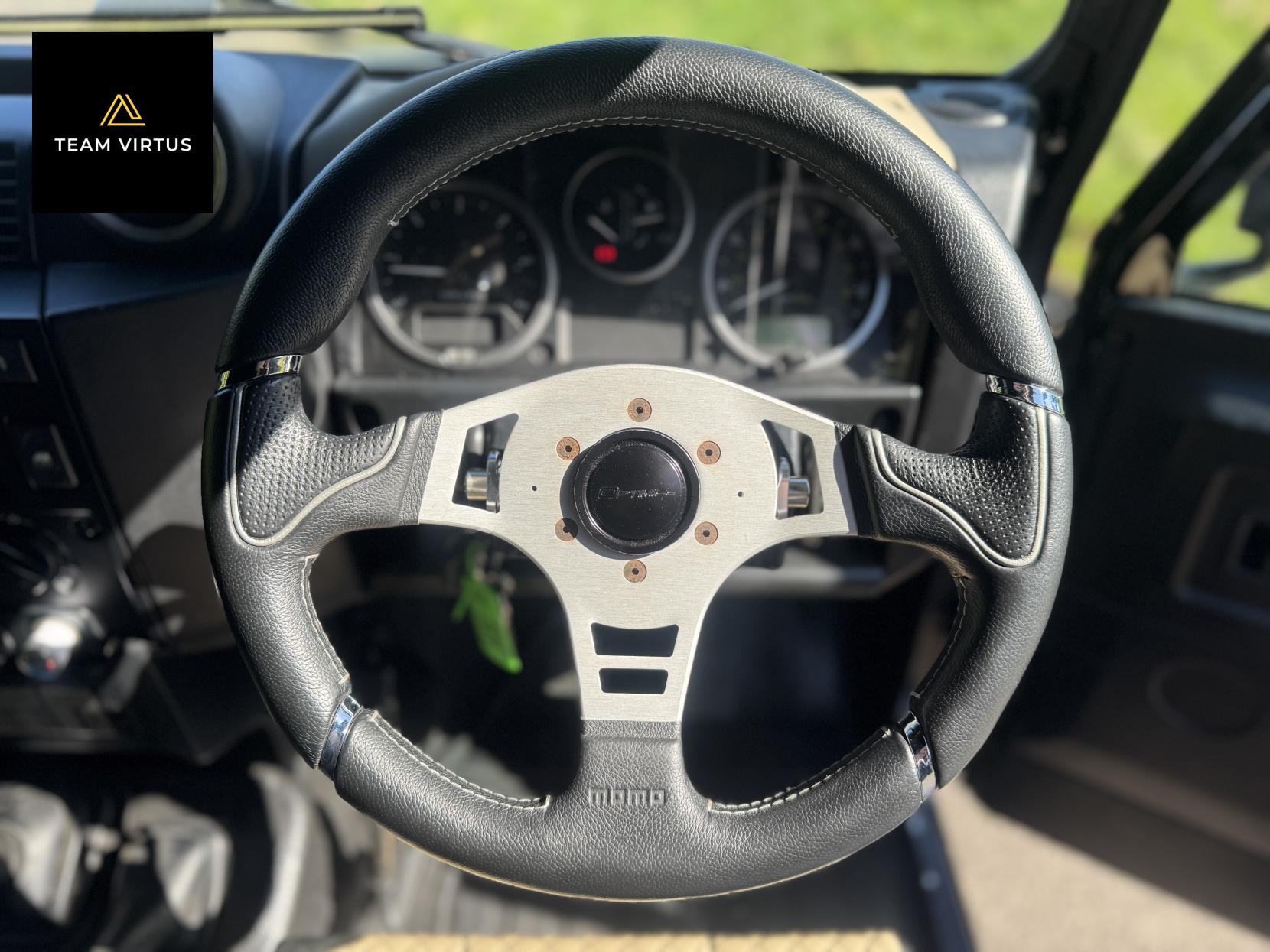 Land Rover Defender 110 2.2 TDCi XS Station Wagon Double Cab 5dr Diesel Manual 4WD MWB Euro 5 (122 ps)