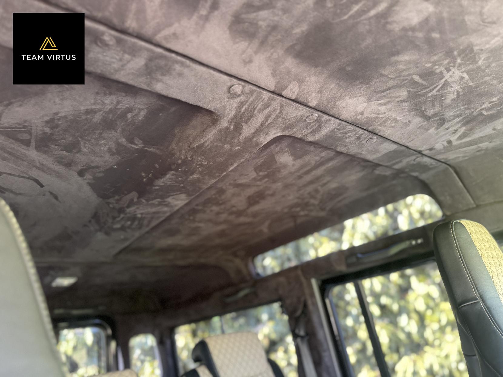 Land Rover Defender 110 2.2 TDCi XS Station Wagon Double Cab 5dr Diesel Manual 4WD MWB Euro 5 (122 ps)