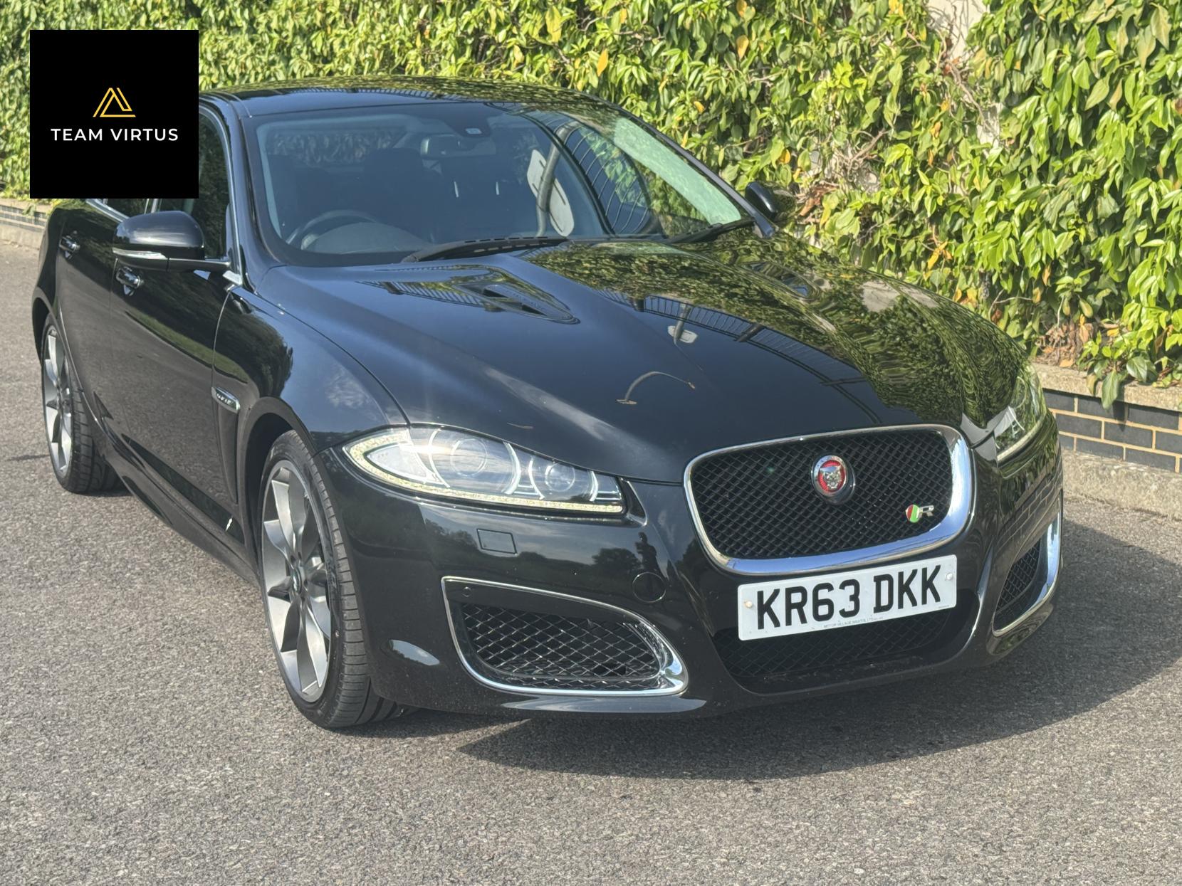 Jaguar XF 5.0 V8 XFR Saloon 4dr Petrol Auto Euro 5 (s/s) (510 ps)