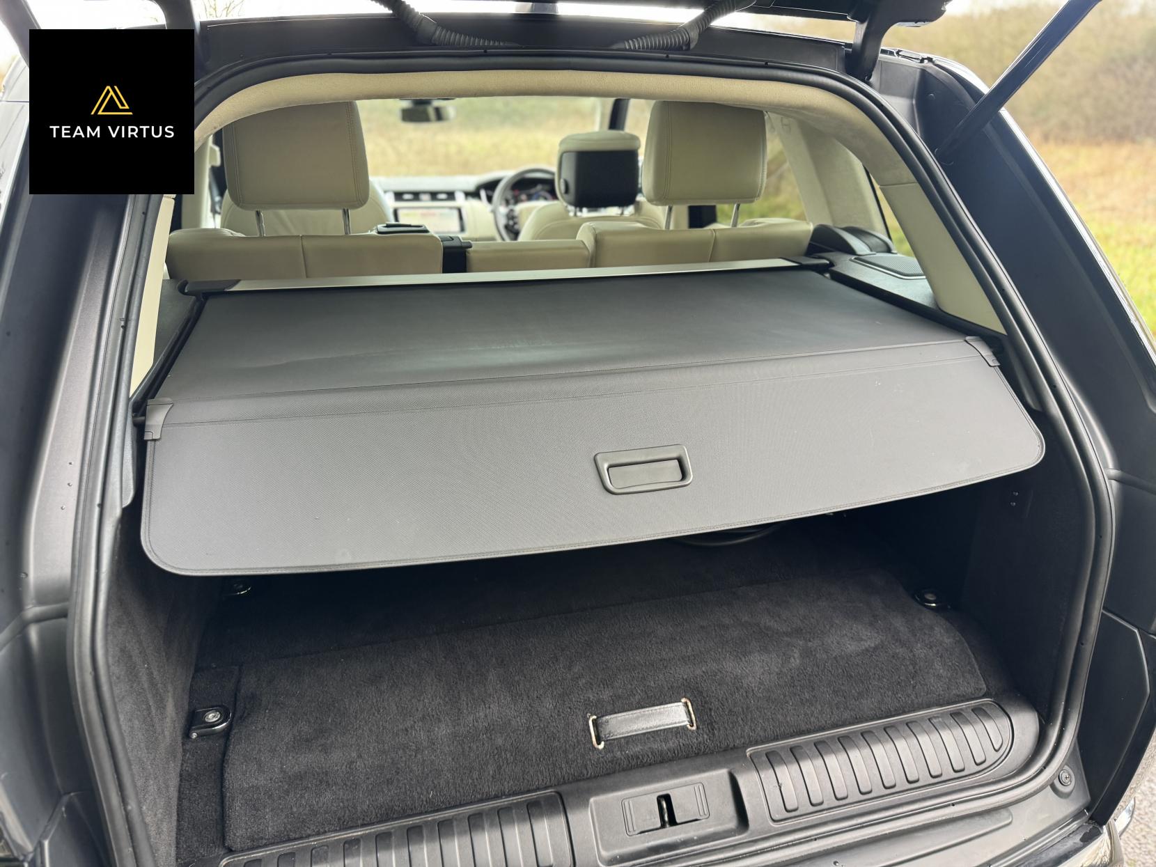 Land Rover Range Rover Sport 2.0 P400e 13.1kWh GPF Autobiography Dynamic SUV 5dr Petrol Plug-in Hybrid Auto 4WD Euro 6 (s/s) (404 ps)