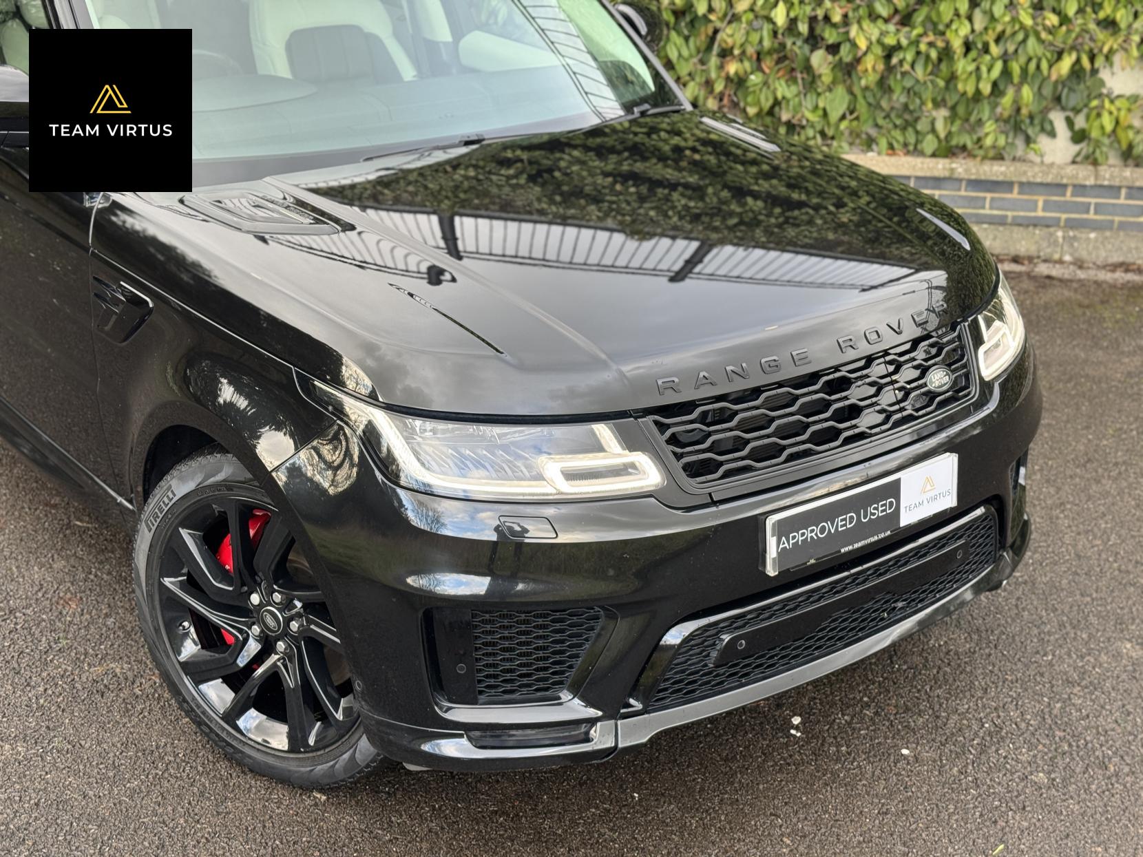 Land Rover Range Rover Sport 2.0 P400e 13.1kWh GPF Autobiography Dynamic SUV 5dr Petrol Plug-in Hybrid Auto 4WD Euro 6 (s/s) (404 ps)