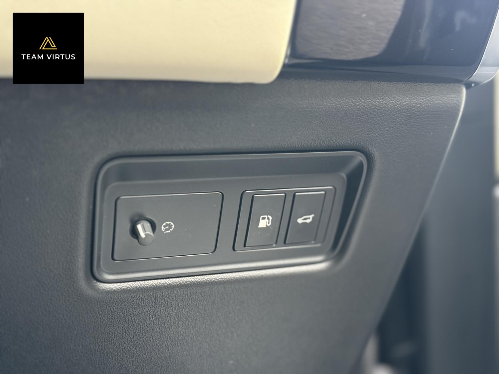 Land Rover Range Rover Sport 2.0 P400e 13.1kWh GPF Autobiography Dynamic SUV 5dr Petrol Plug-in Hybrid Auto 4WD Euro 6 (s/s) (404 ps)