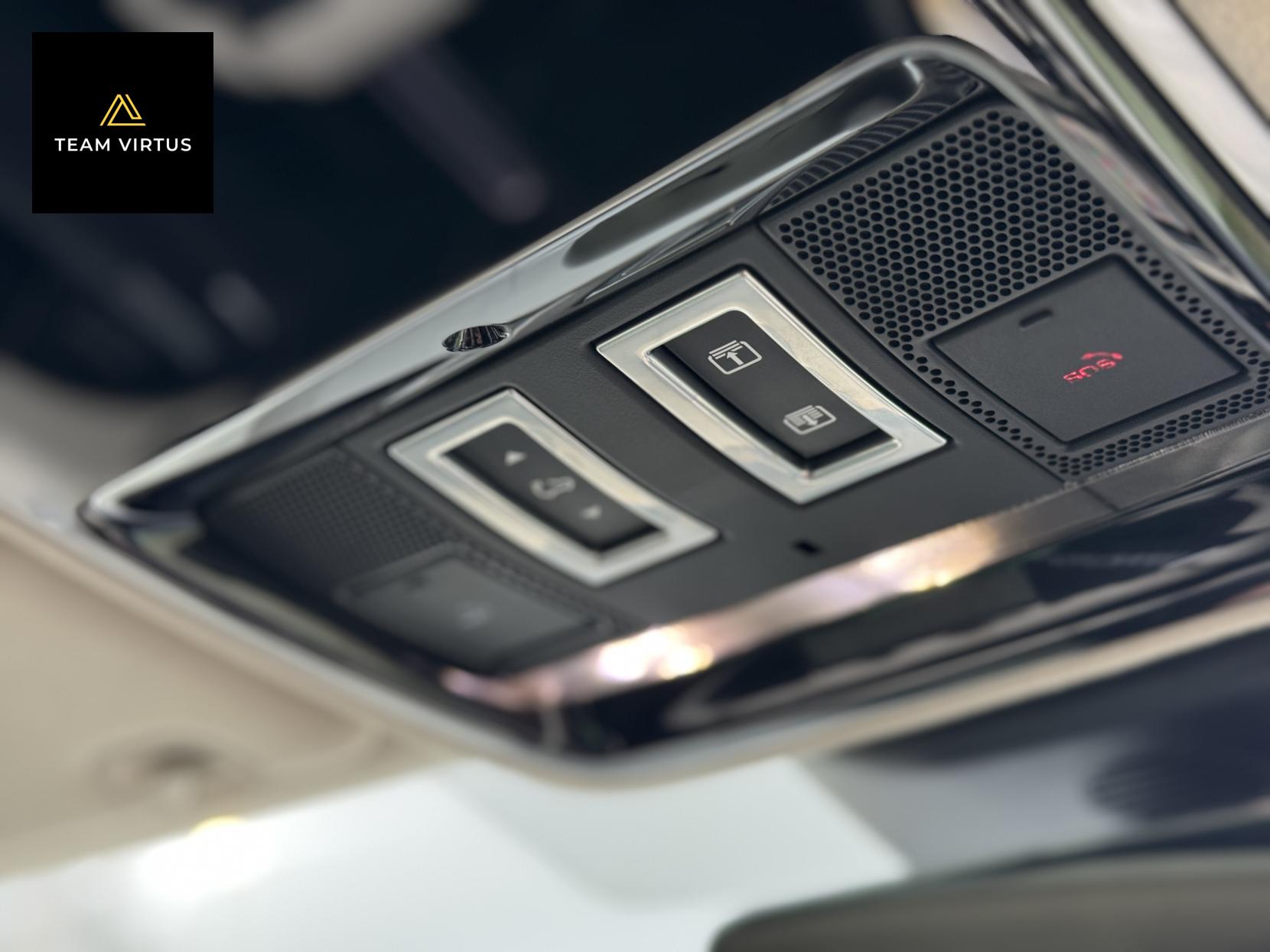 Land Rover Range Rover Sport 2.0 P400e 13.1kWh GPF Autobiography Dynamic SUV 5dr Petrol Plug-in Hybrid Auto 4WD Euro 6 (s/s) (404 ps)