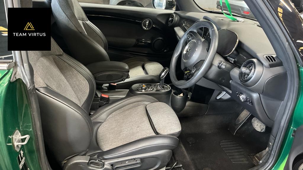 MINI Electric Hatch Cooper SE 32.6kWh Level 2 Hatchback 3dr Electric Auto (184 ps)