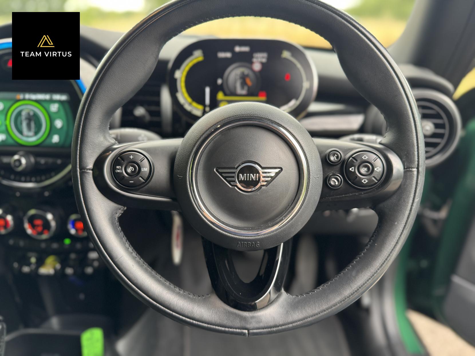 MINI Electric Hatch Cooper SE 32.6kWh Level 2 Hatchback 3dr Electric Auto (184 ps)