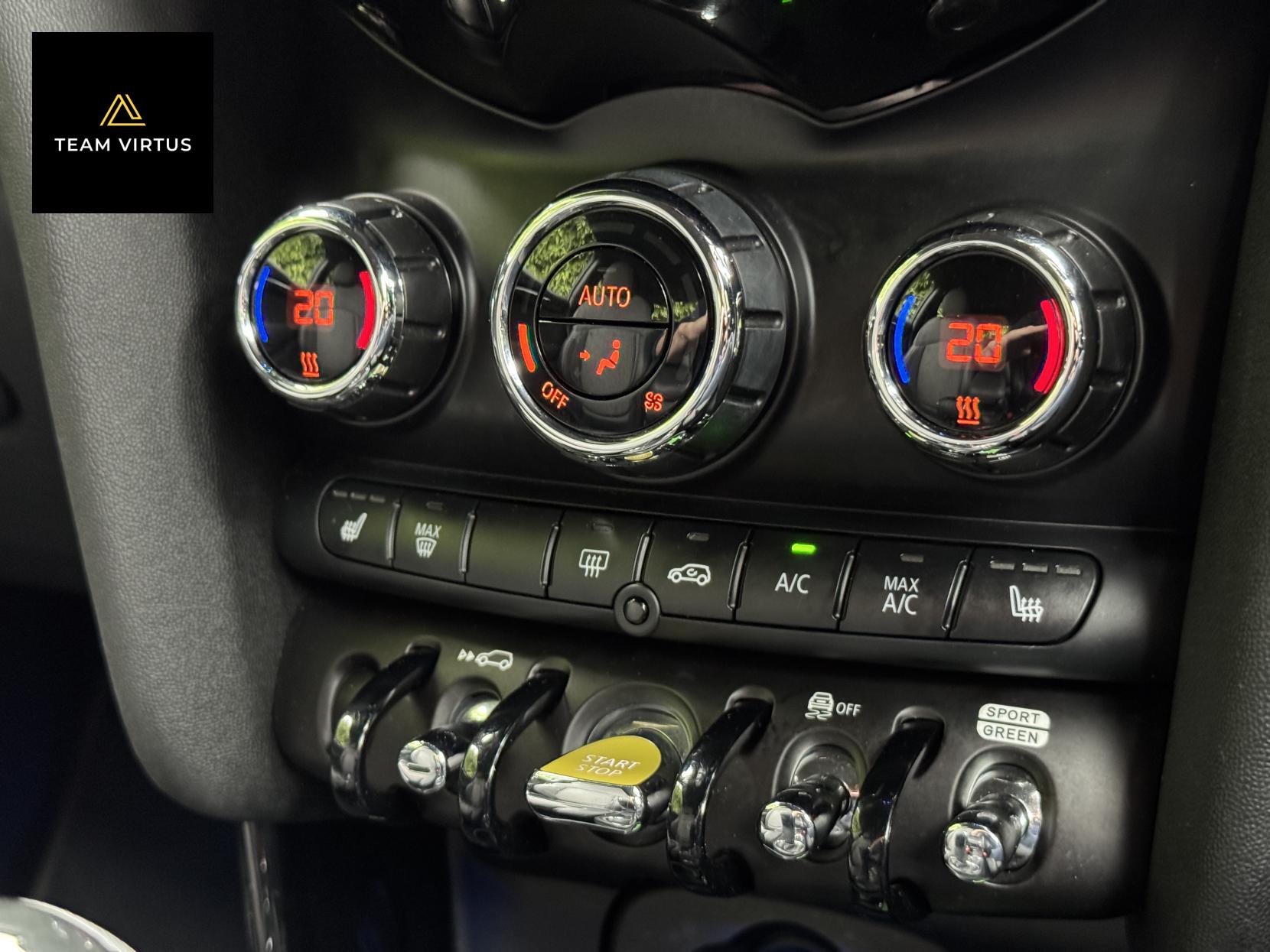 MINI Electric Hatch Cooper SE 32.6kWh Level 2 Hatchback 3dr Electric Auto (184 ps)