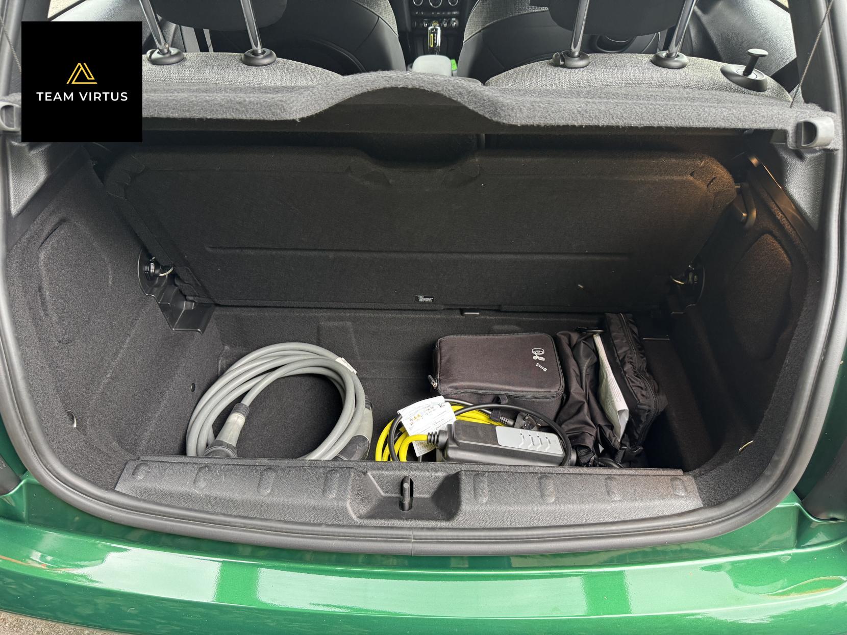 MINI Electric Hatch Cooper SE 32.6kWh Level 2 Hatchback 3dr Electric Auto (184 ps)