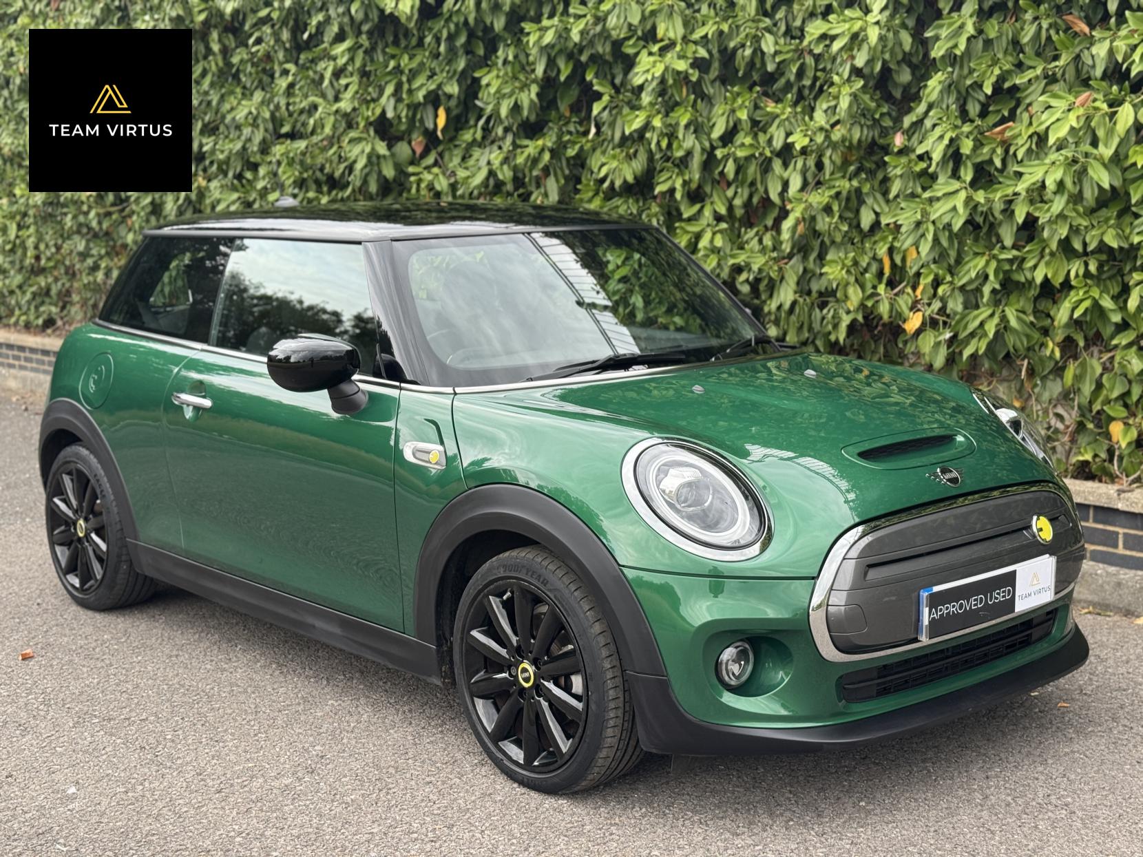 MINI Electric Hatch Cooper SE 32.6kWh Level 2 Hatchback 3dr Electric Auto (184 ps)