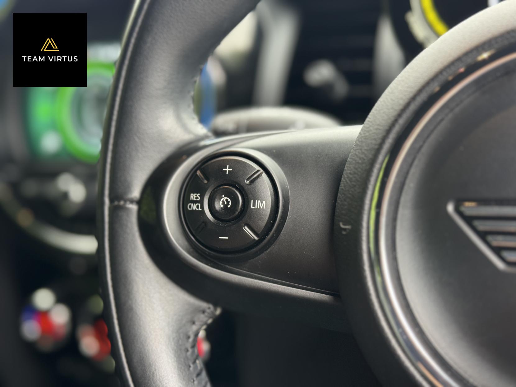 MINI Electric Hatch Cooper SE 32.6kWh Level 2 Hatchback 3dr Electric Auto (184 ps)