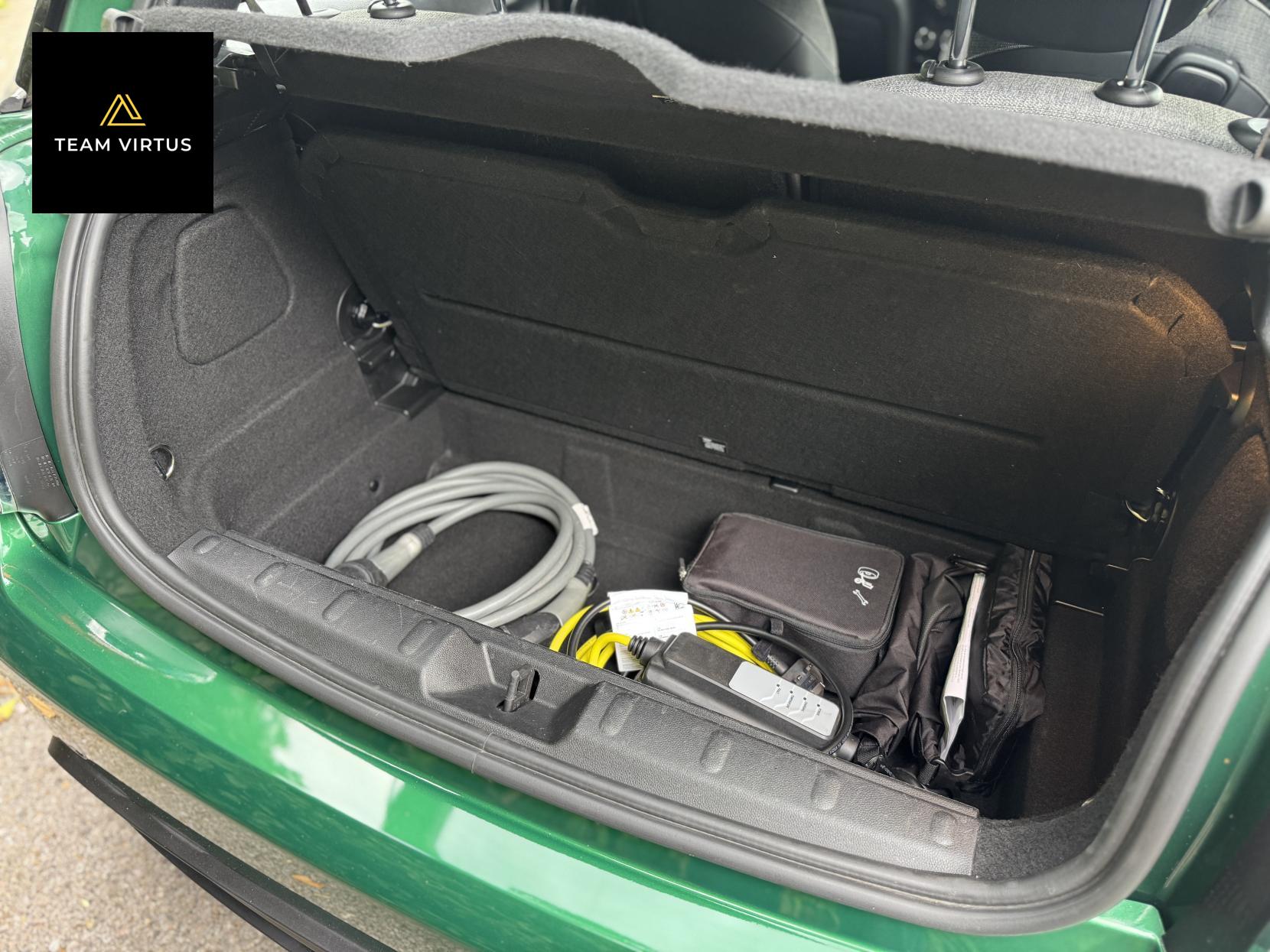 MINI Electric Hatch Cooper SE 32.6kWh Level 2 Hatchback 3dr Electric Auto (184 ps)