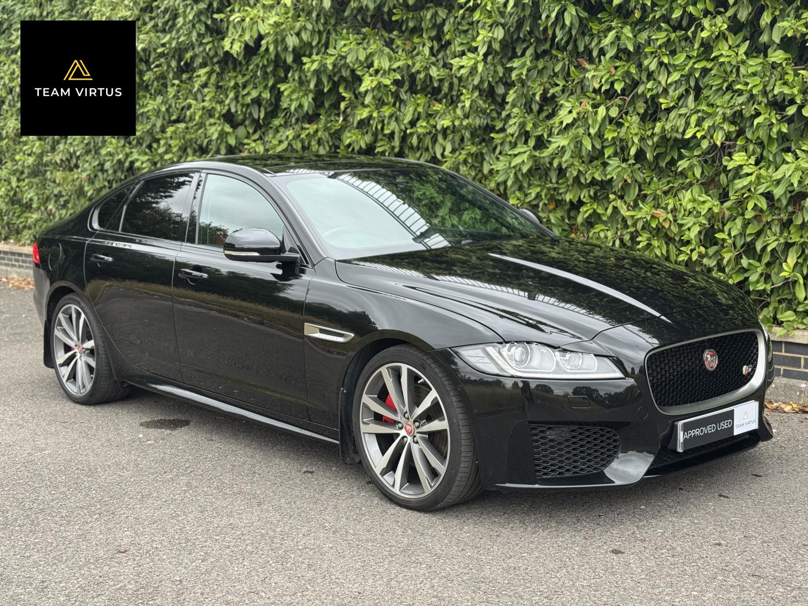 Jaguar XF 3.0d V6 S Saloon 4dr Diesel Auto Euro 6 (s/s) (300 ps)