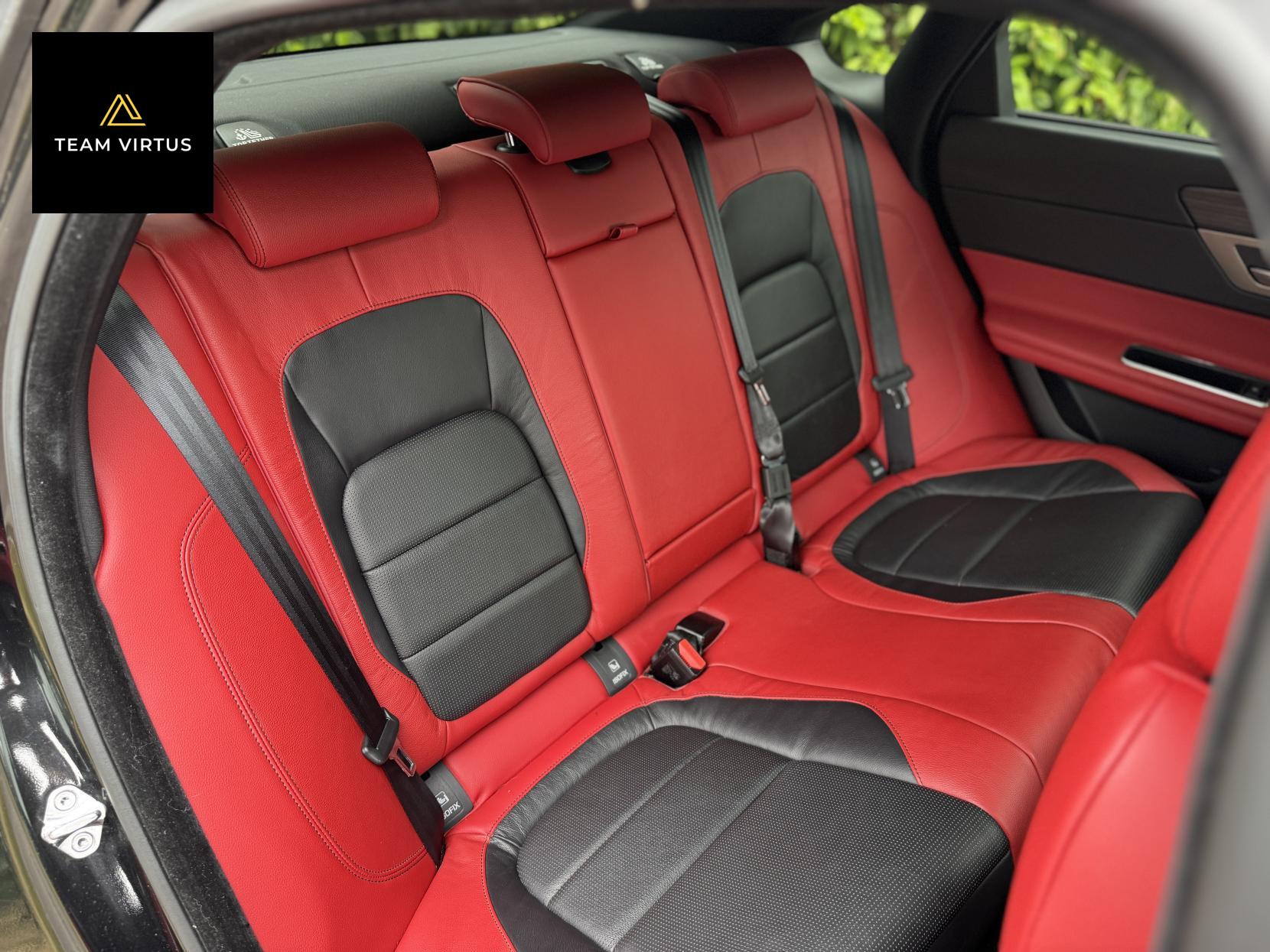 Jaguar XF 3.0d V6 S Saloon 4dr Diesel Auto Euro 6 (s/s) (300 ps)