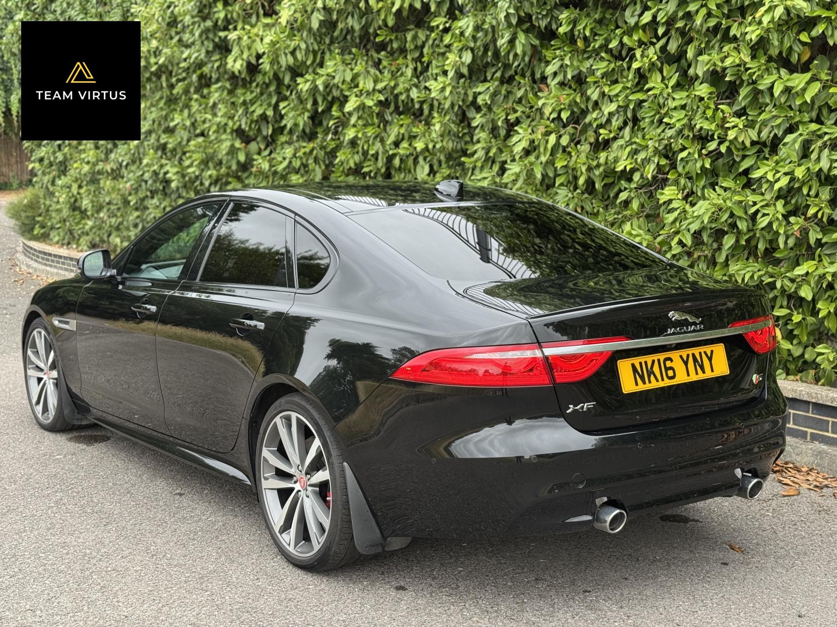 Jaguar XF 3.0d V6 S Saloon 4dr Diesel Auto Euro 6 (s/s) (300 ps)