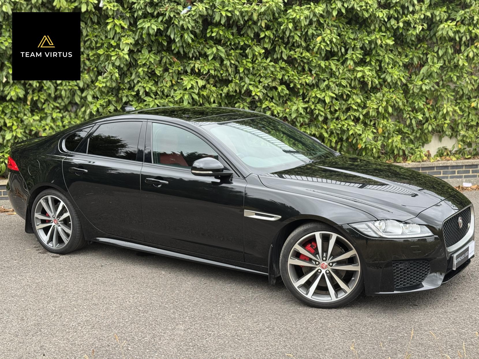 Jaguar XF 3.0d V6 S Saloon 4dr Diesel Auto Euro 6 (s/s) (300 ps)