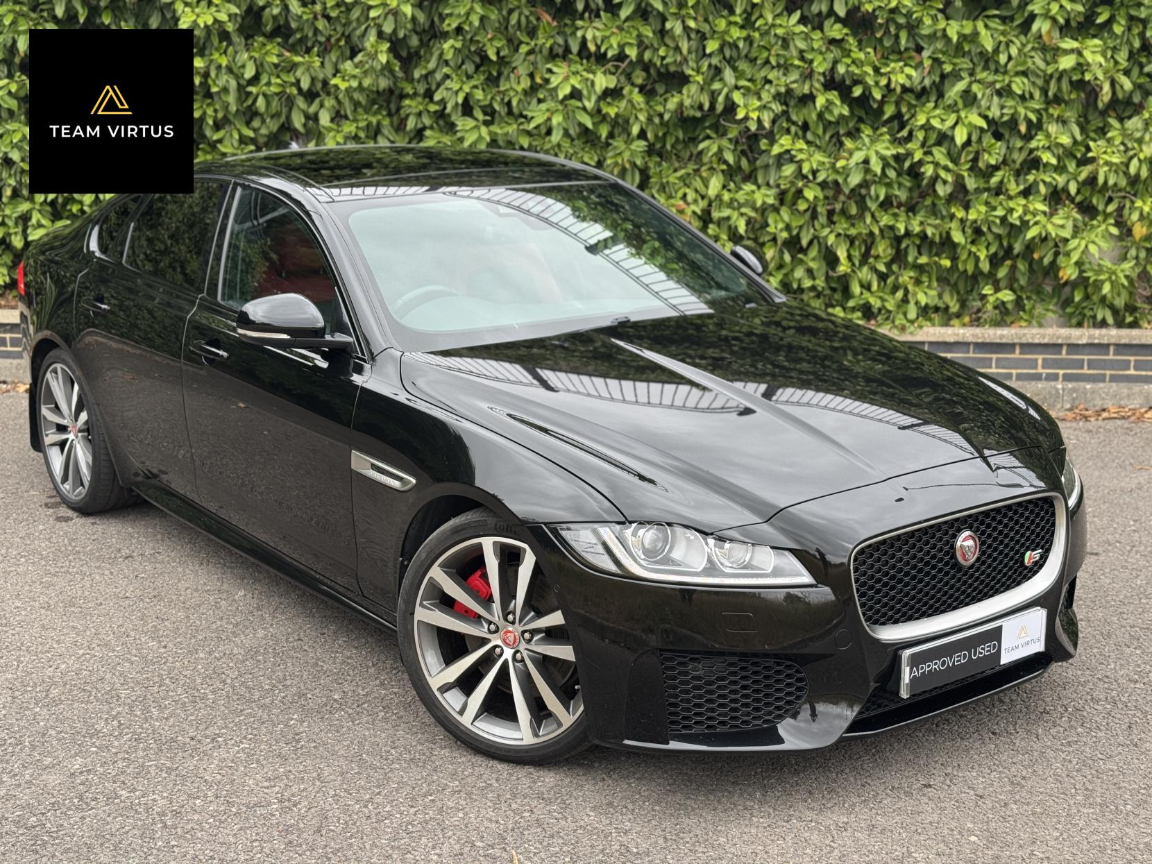 Jaguar XF 3.0d V6 S Saloon 4dr Diesel Auto Euro 6 (s/s) (300 ps)