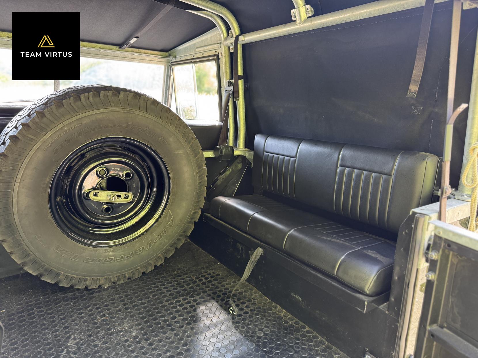 Land Rover Series iii 88