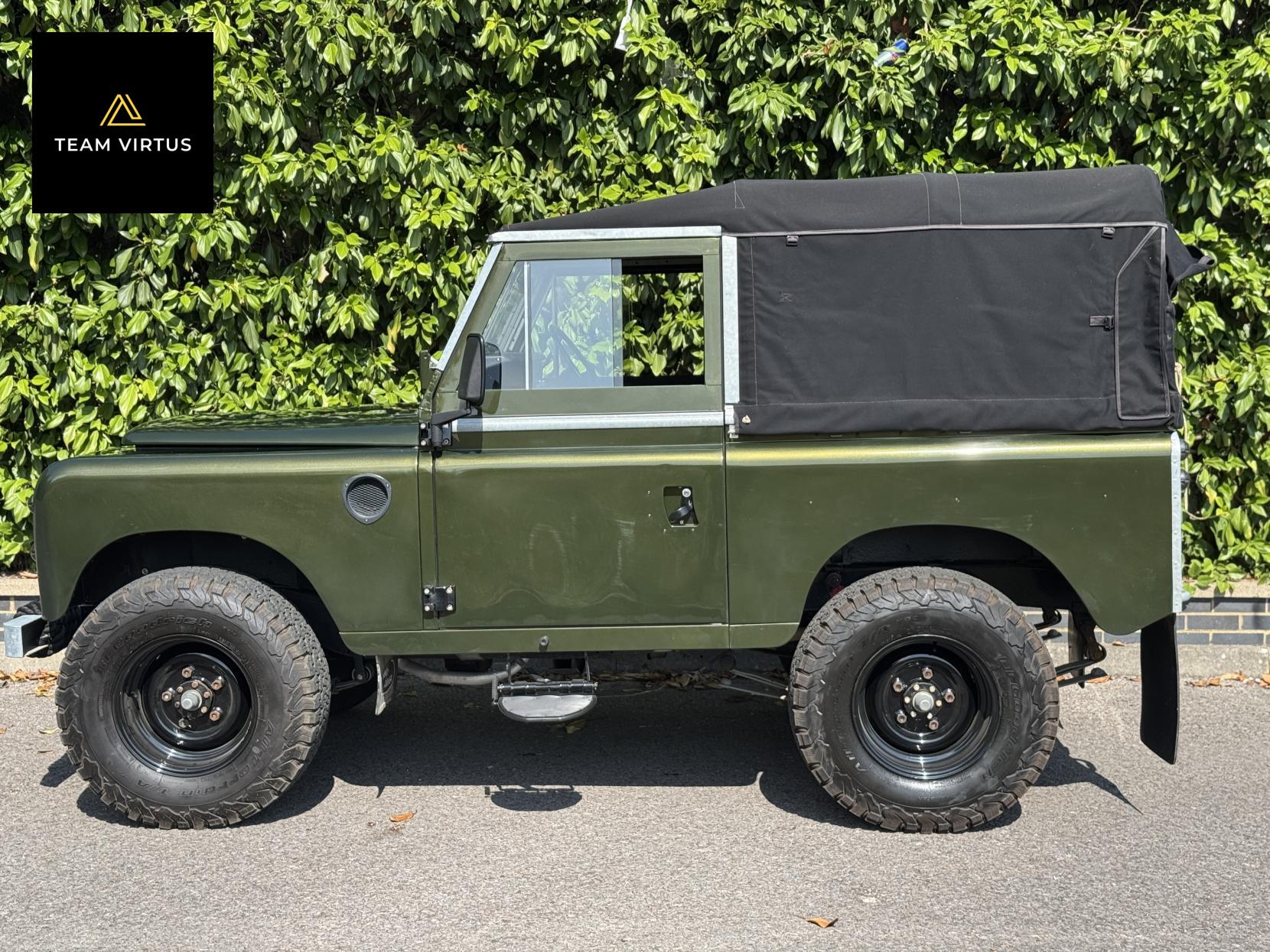 Land Rover Series iii 88