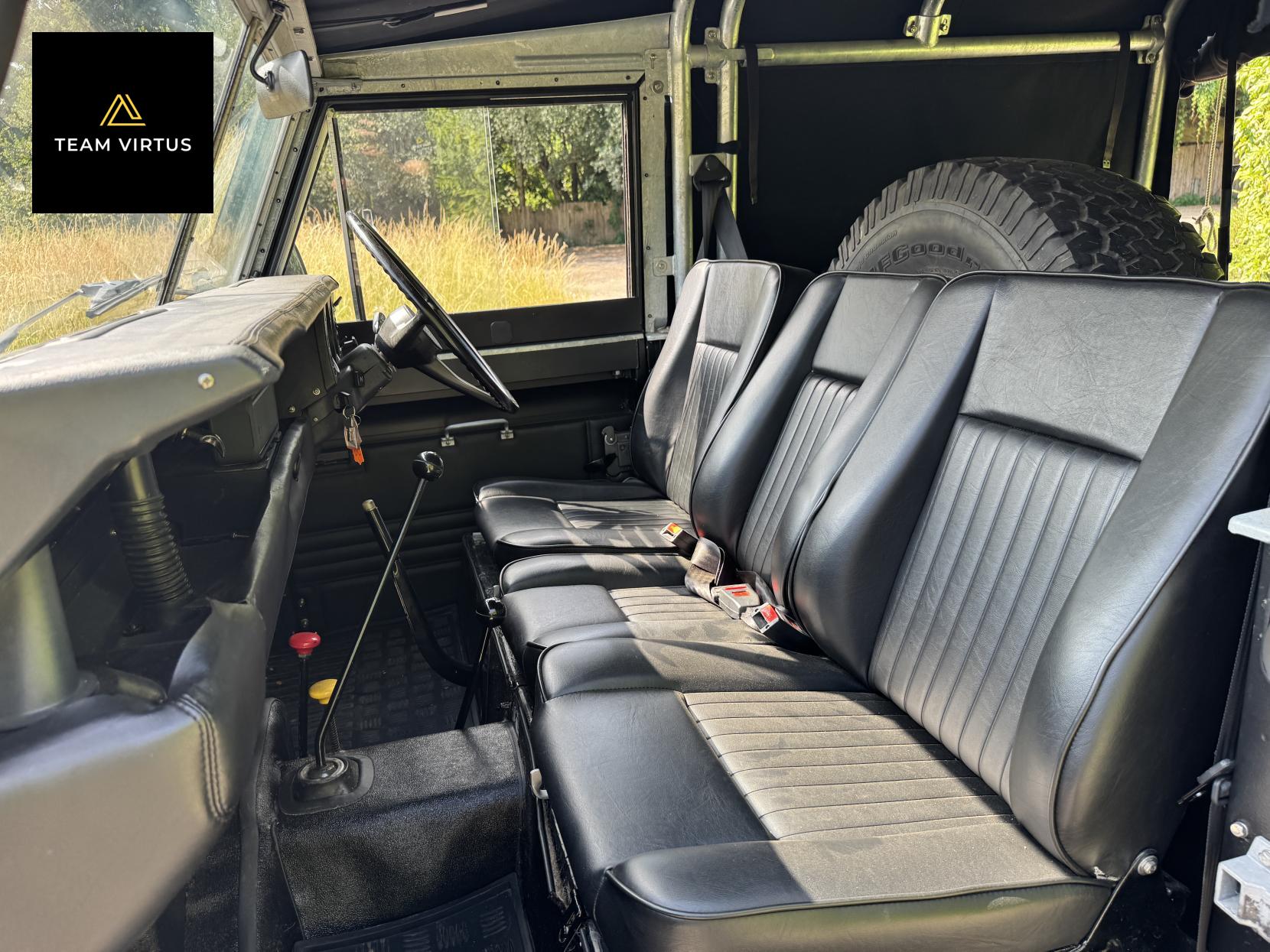 Land Rover Series iii 88