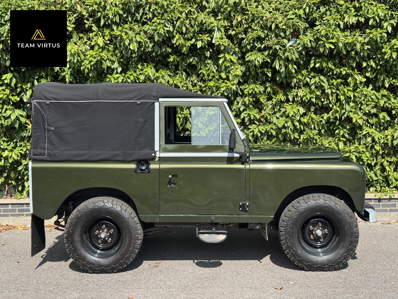 Land Rover Series iii 88