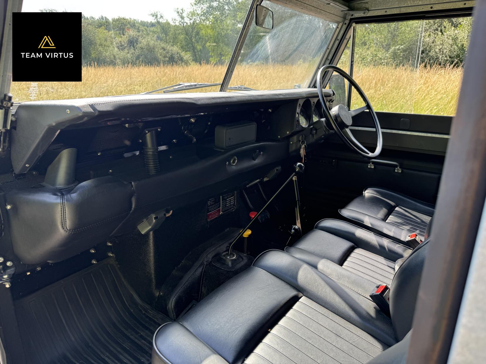 Land Rover Series iii 88