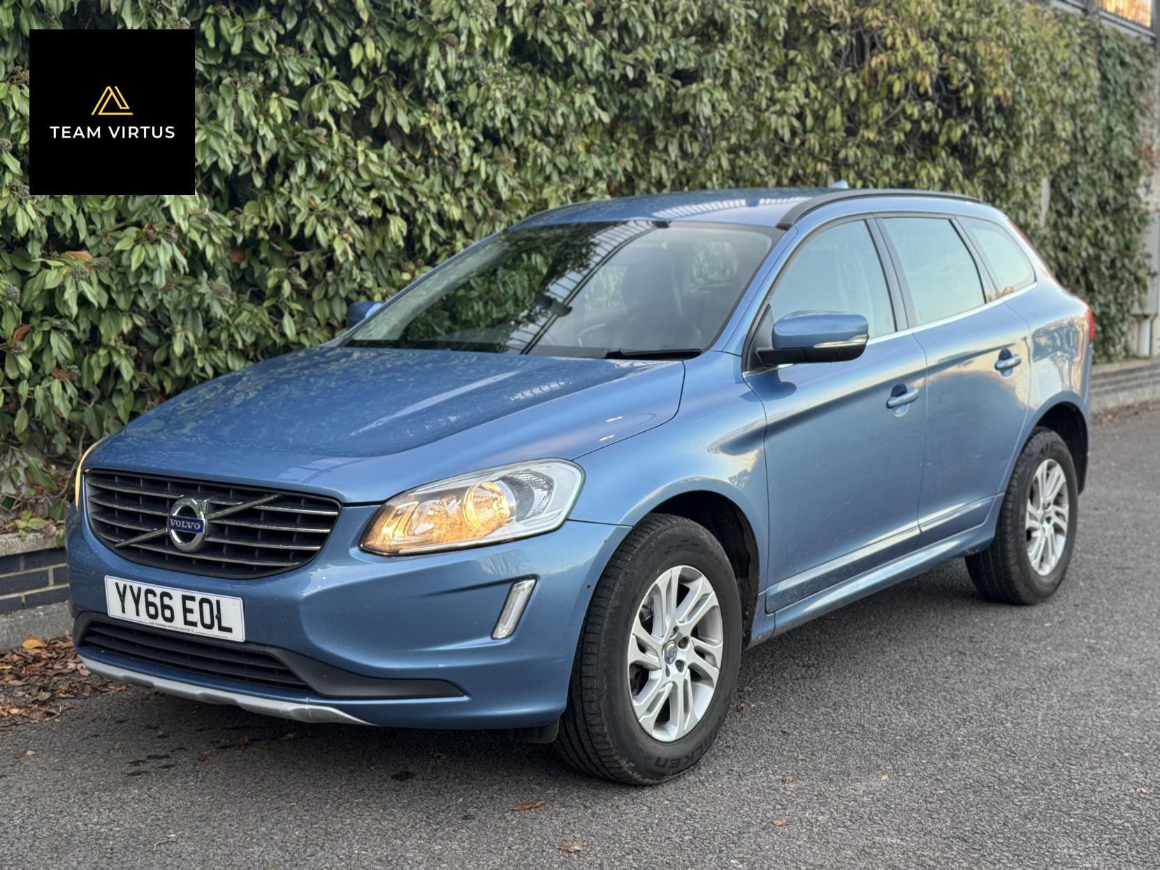 Volvo XC60 2.0 D4 SE Nav SUV 5dr Diesel Manual Euro 6 (s/s) (190 ps)