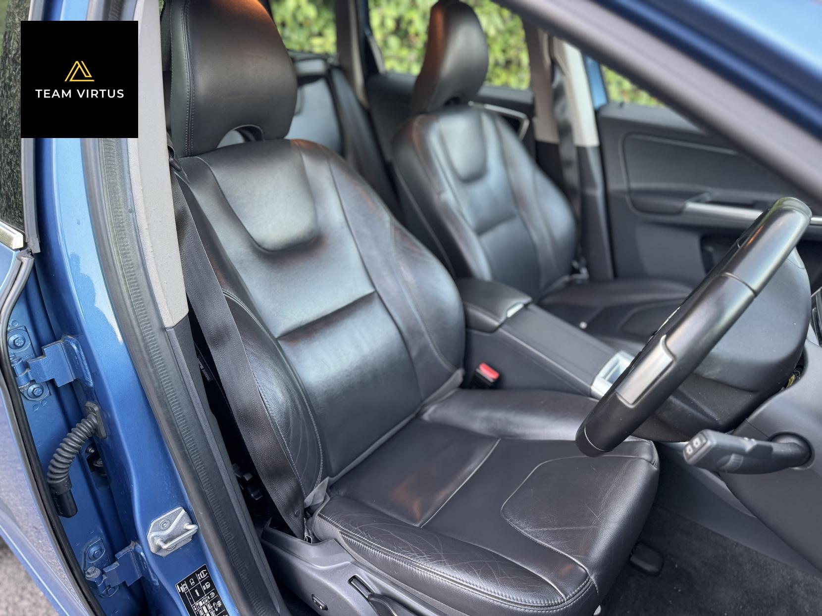 Volvo XC60 2.0 D4 SE Nav SUV 5dr Diesel Manual Euro 6 (s/s) (190 ps)