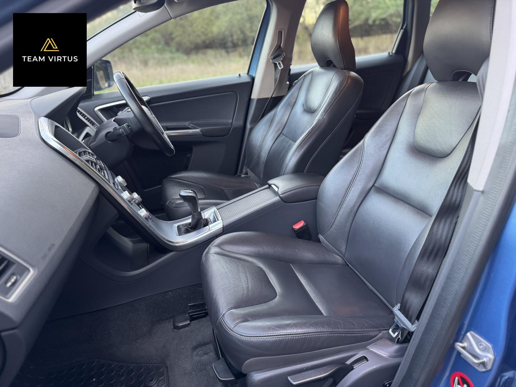 Volvo XC60 2.0 D4 SE Nav SUV 5dr Diesel Manual Euro 6 (s/s) (190 ps)