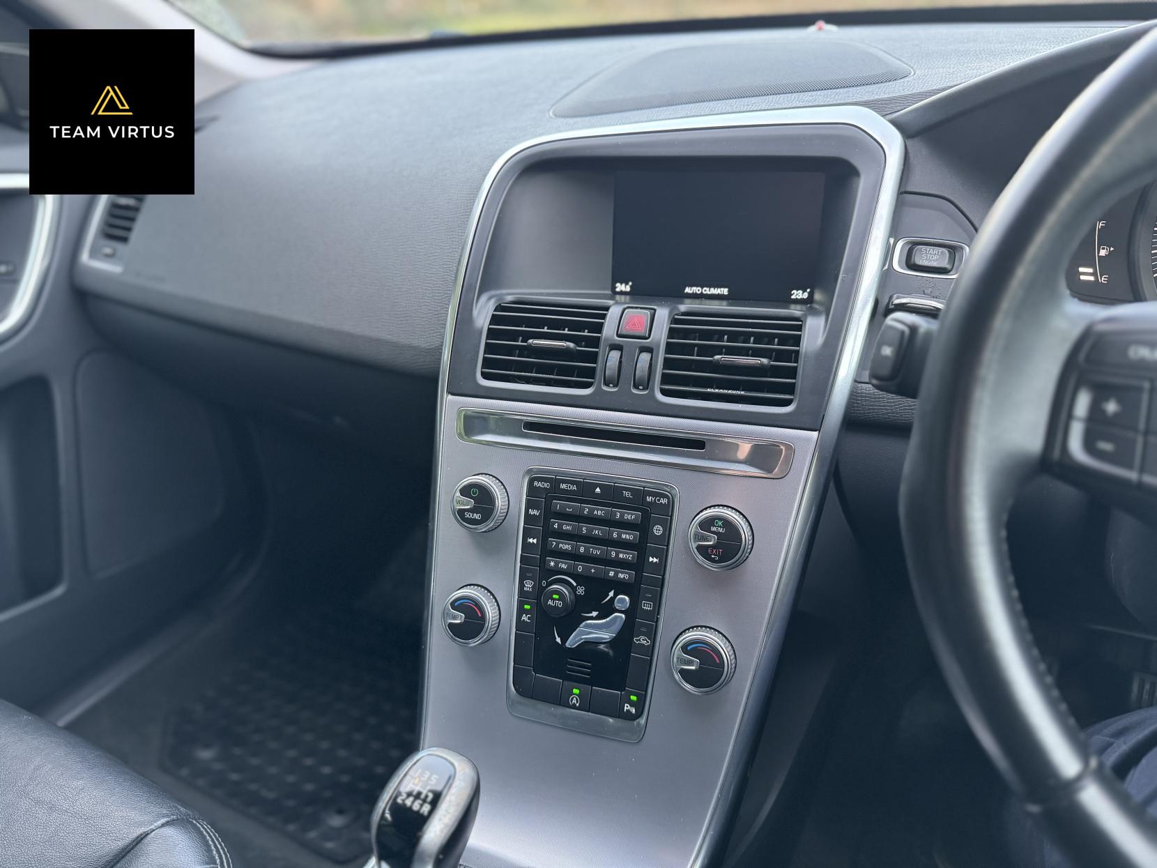 Volvo XC60 2.0 D4 SE Nav SUV 5dr Diesel Manual Euro 6 (s/s) (190 ps)