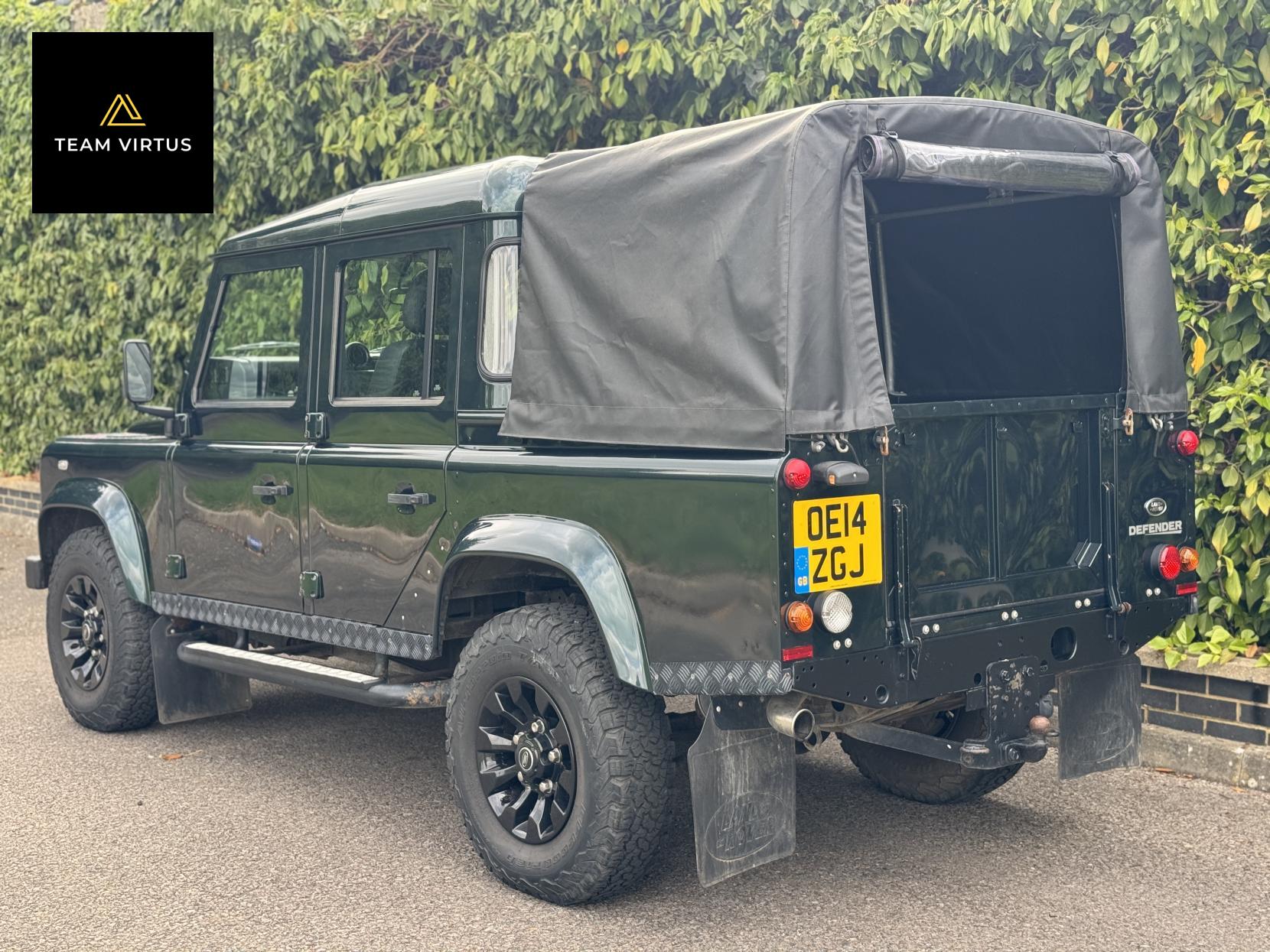Land Rover Defender 110 2.2 TDCi XS Pickup Double Cab 4dr Diesel Manual 4WD MWB Euro 5 (122 ps)