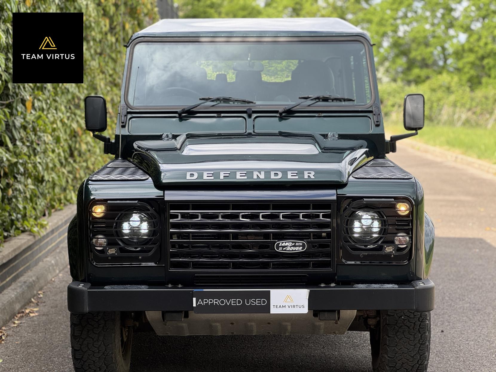 Land Rover Defender 110 2.2 TDCi XS Pickup Double Cab 4dr Diesel Manual 4WD MWB Euro 5 (122 ps)