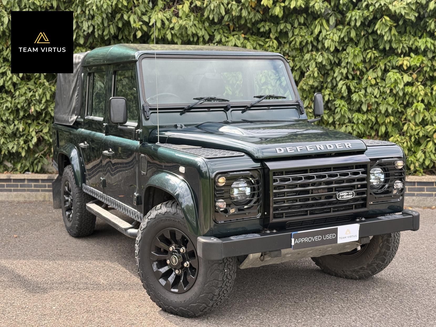 Land Rover Defender 110 2.2 TDCi XS Pickup Double Cab 4dr Diesel Manual 4WD MWB Euro 5 (122 ps)