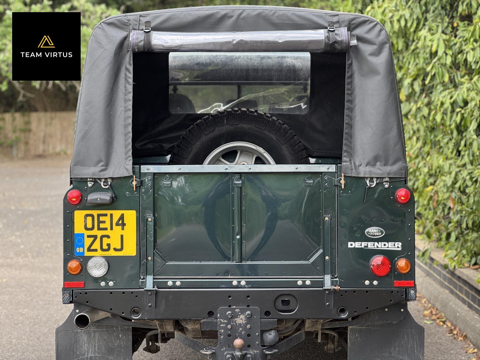 Land Rover Defender 110 2.2 TDCi XS Pickup Double Cab 4dr Diesel Manual 4WD MWB Euro 5 (122 ps)